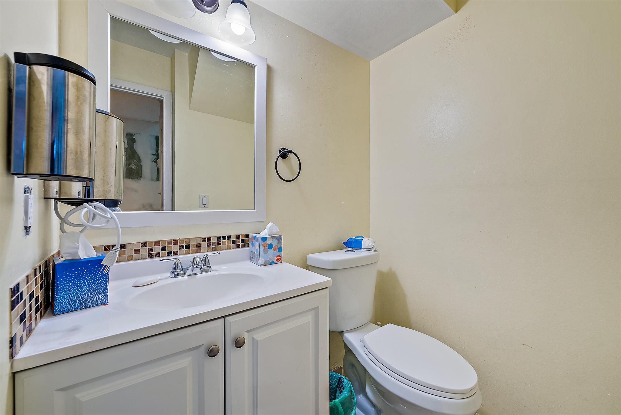 5872 Rambler Rose Way