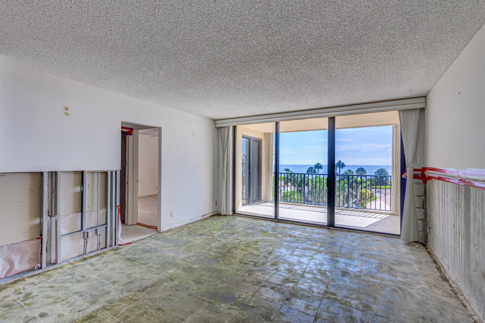 300 Ocean Trail Way 310