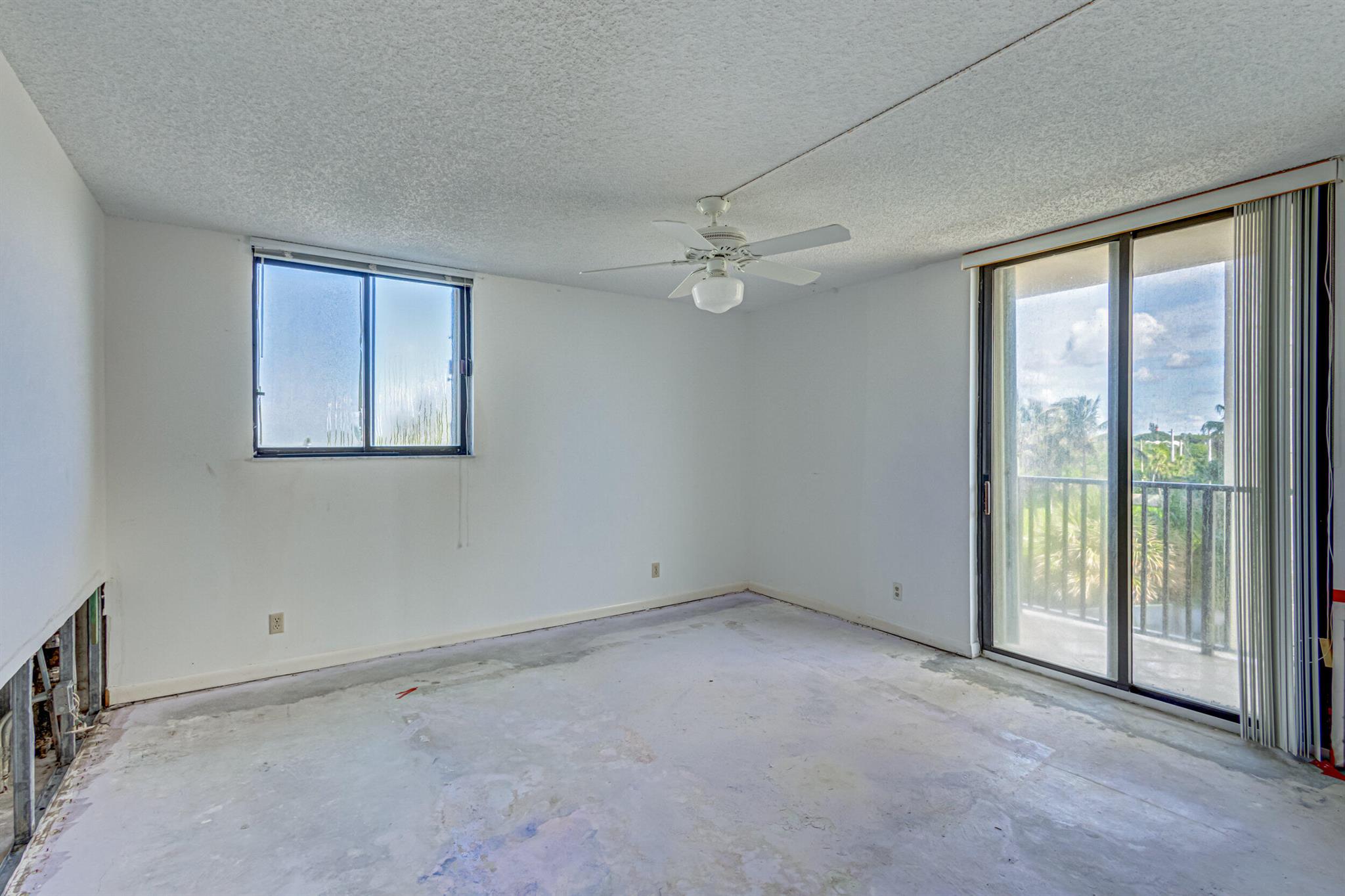 300 Ocean Trail Way 310