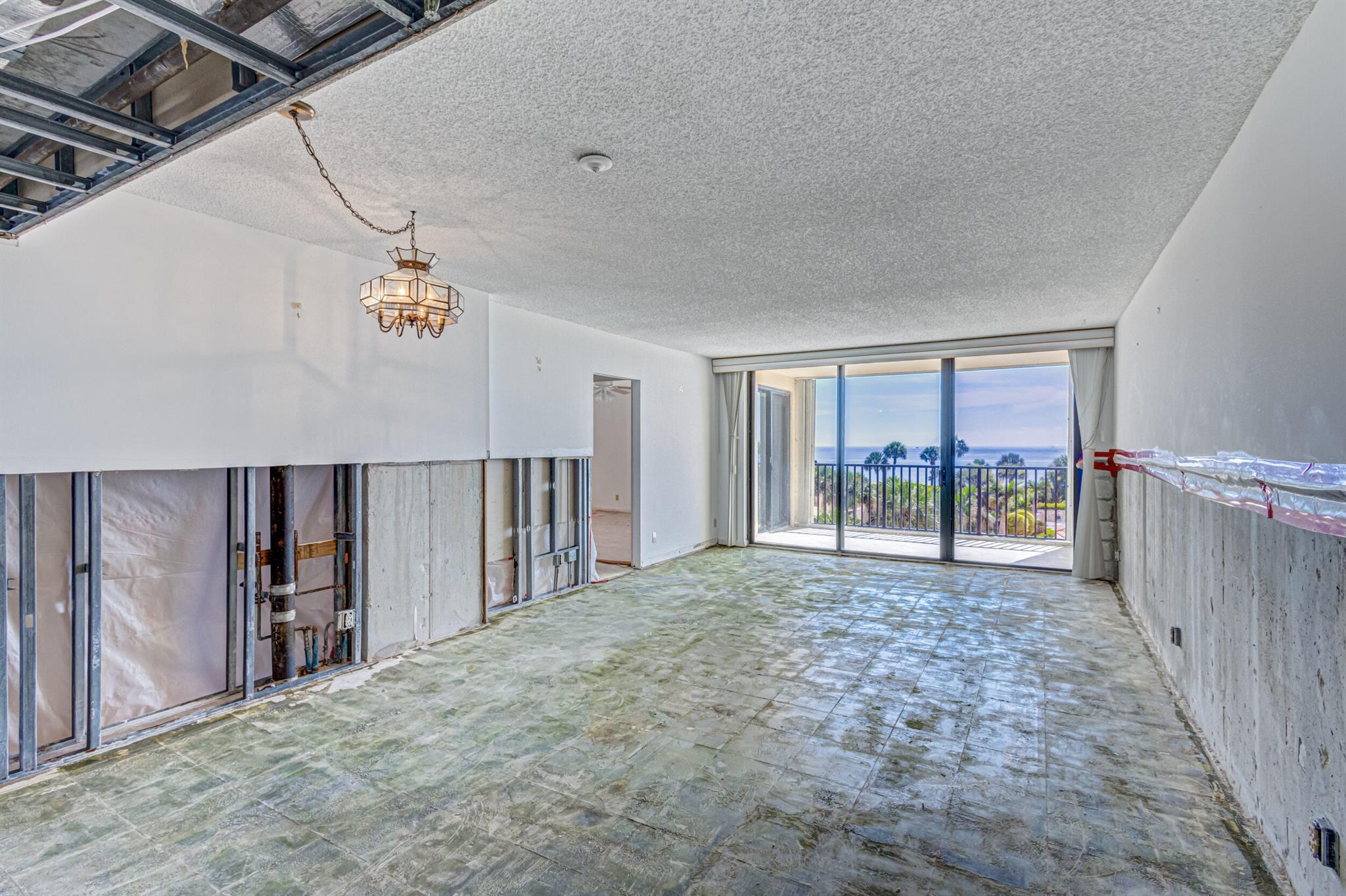300 Ocean Trail Way 310