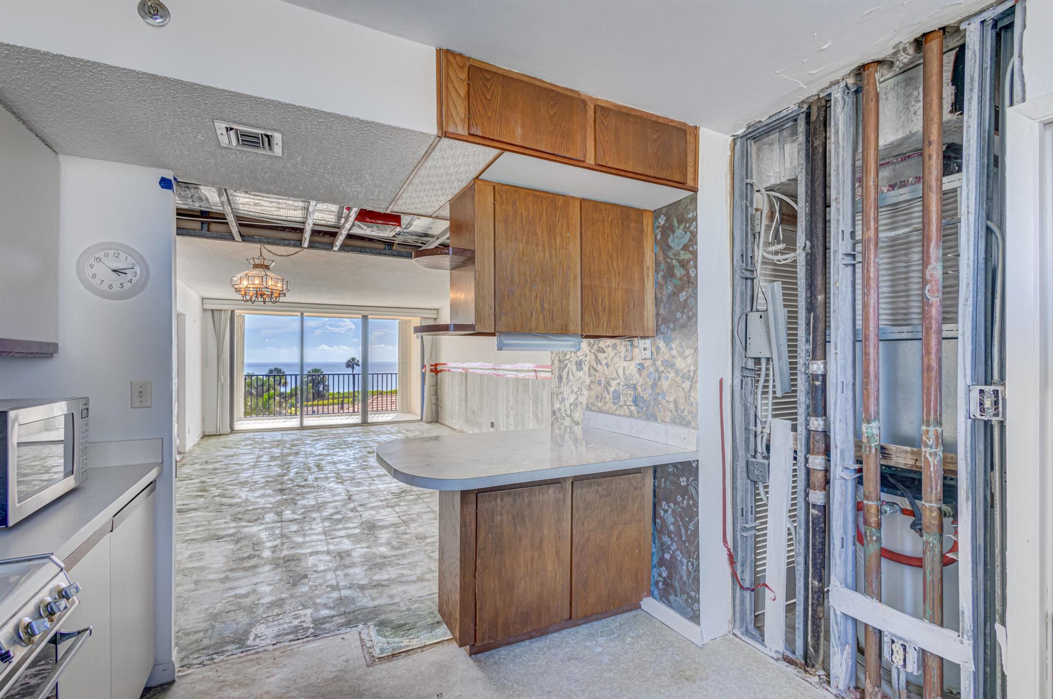 300 Ocean Trail Way 310