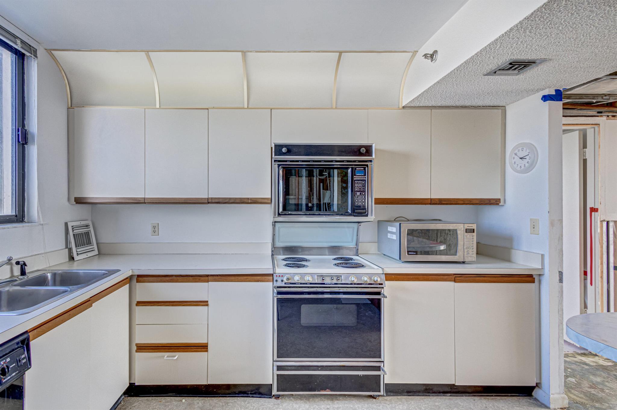 300 Ocean Trail Way 310