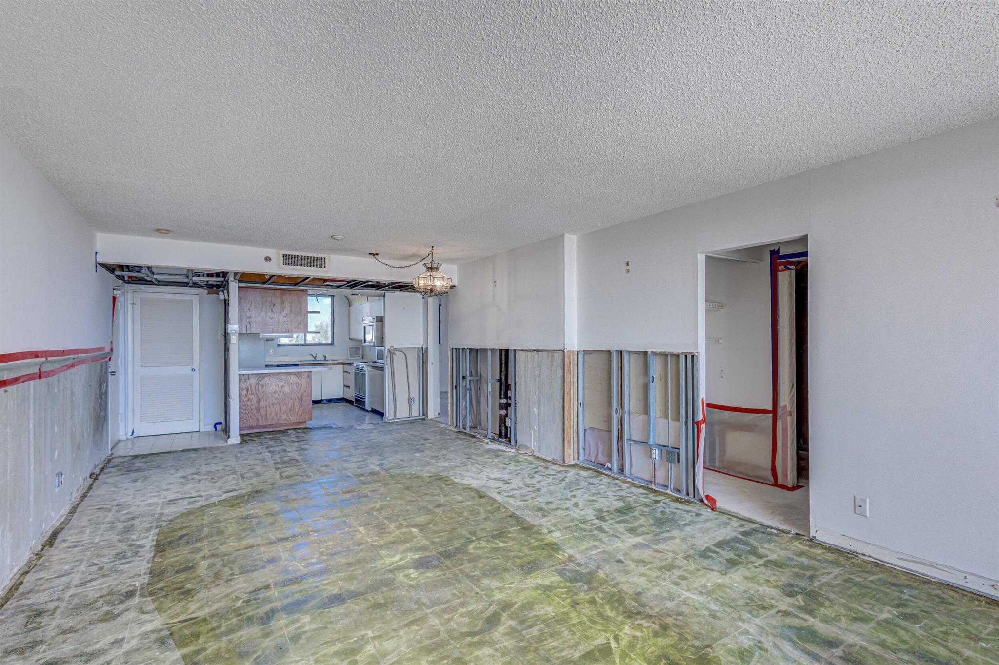 300 Ocean Trail Way 310