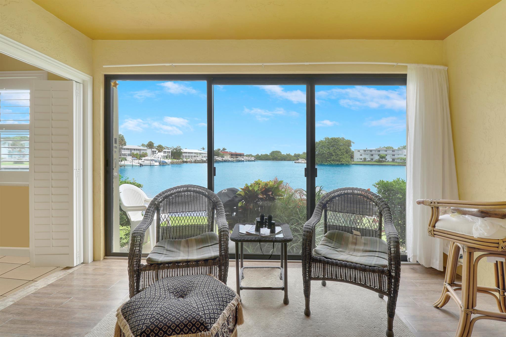 313 Lake Circle 111