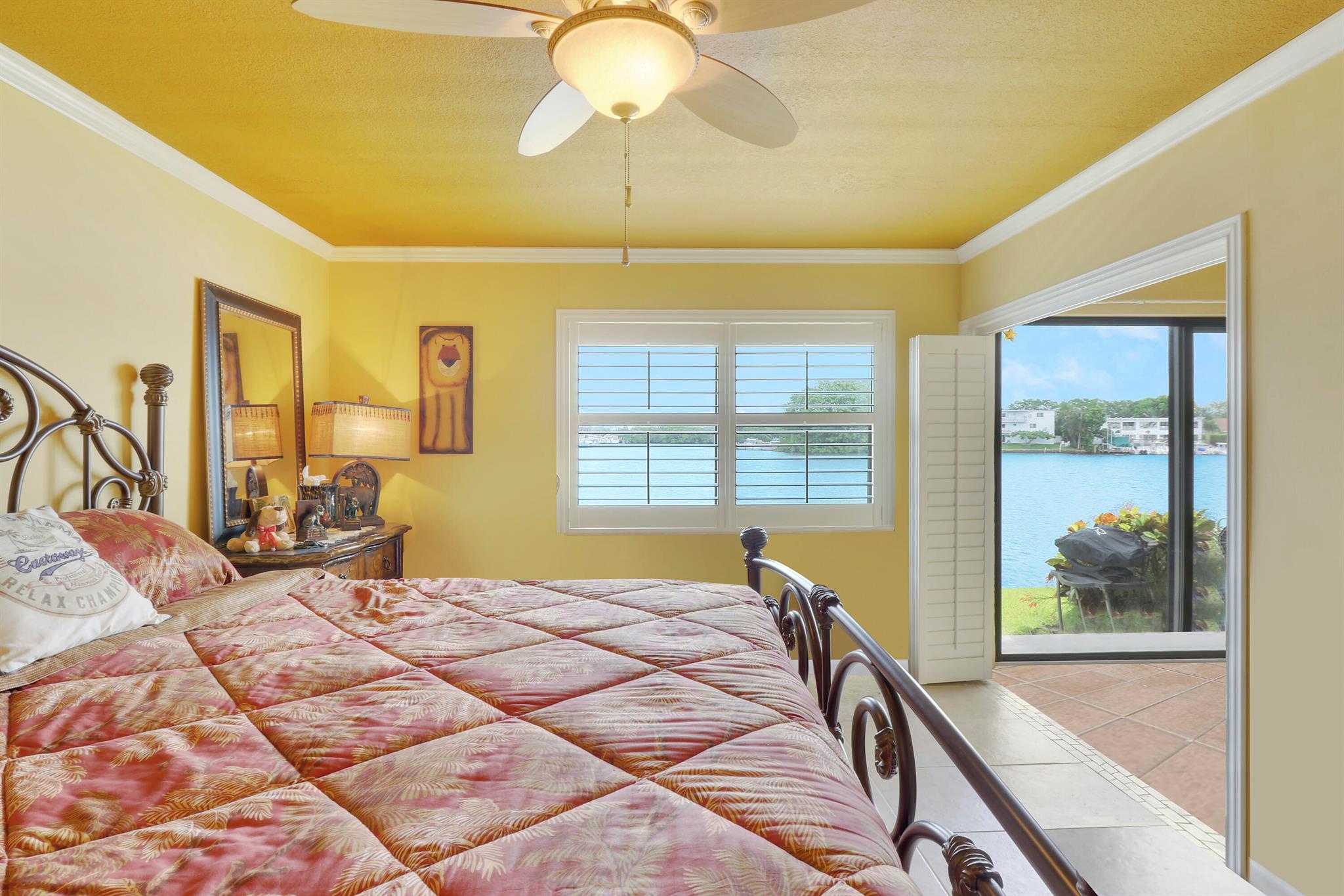 313 Lake Circle 111