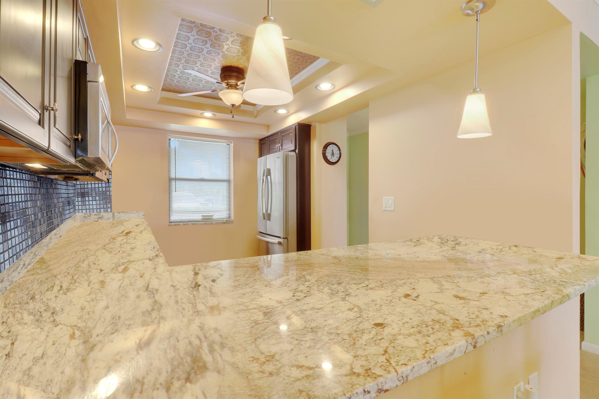 313 Lake Circle 111