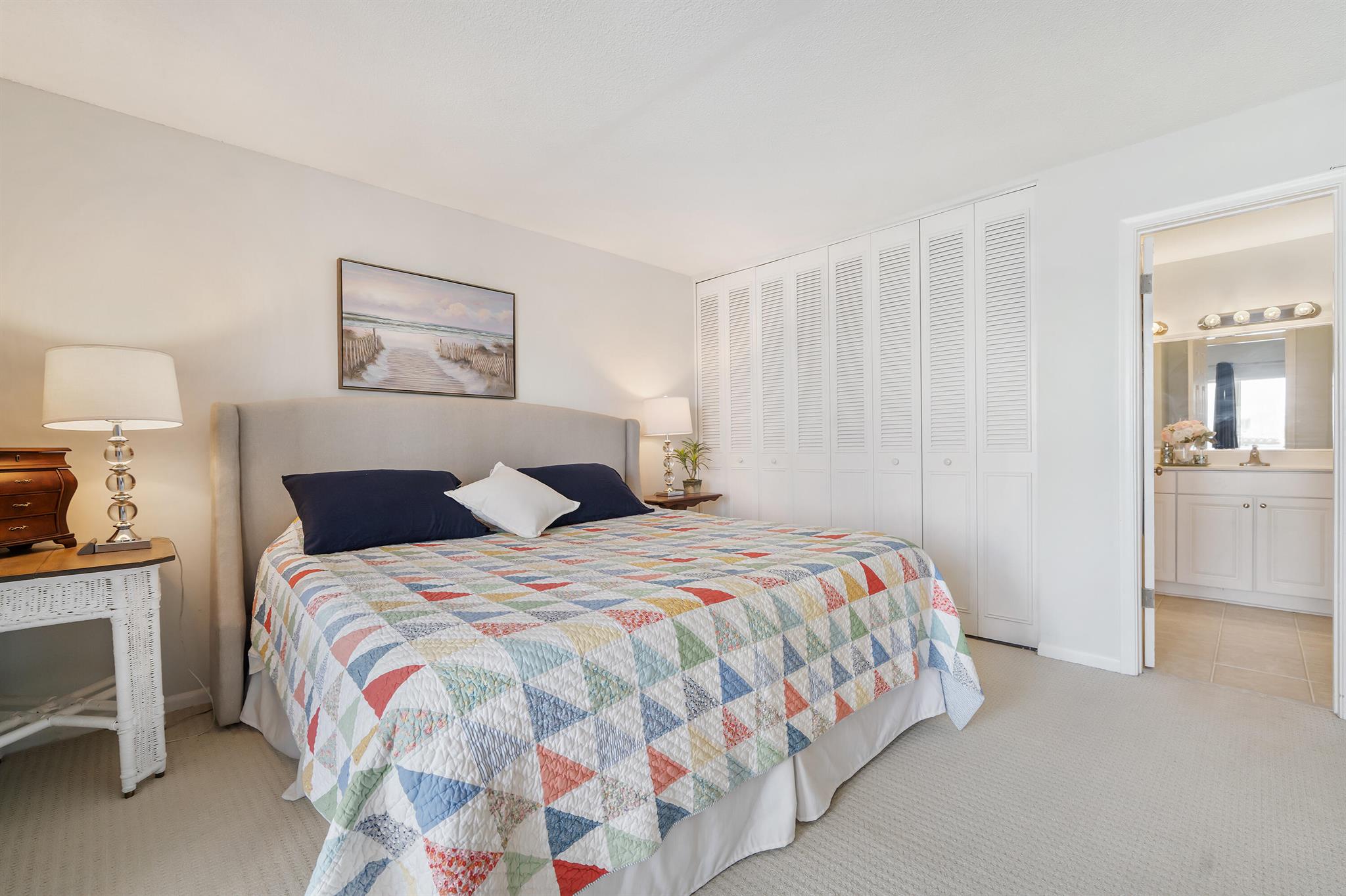 501 Lake Shore Drive 503