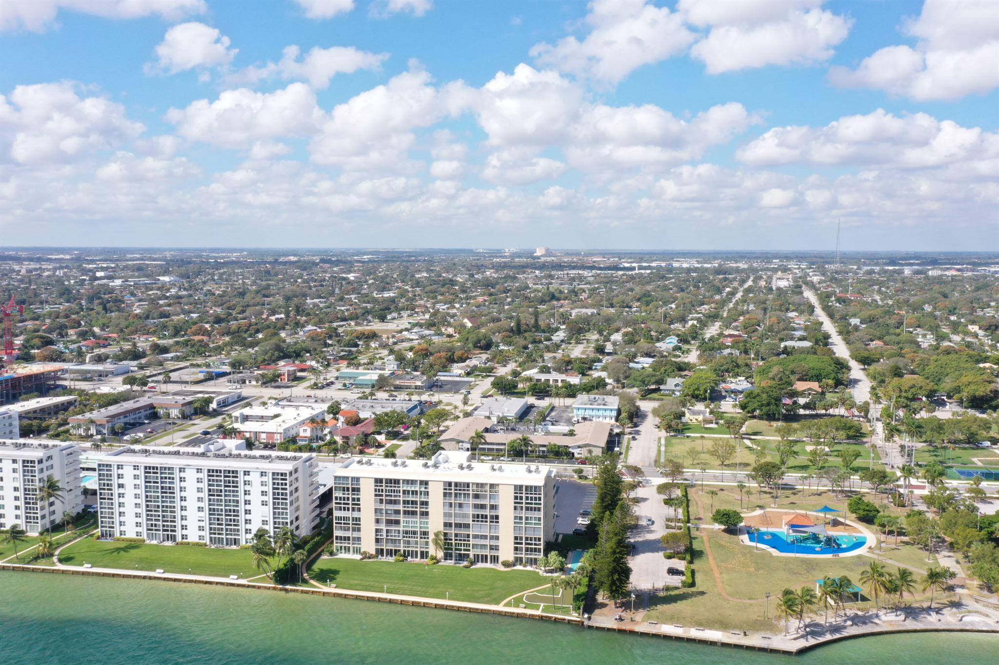 501 Lake Shore Drive 503