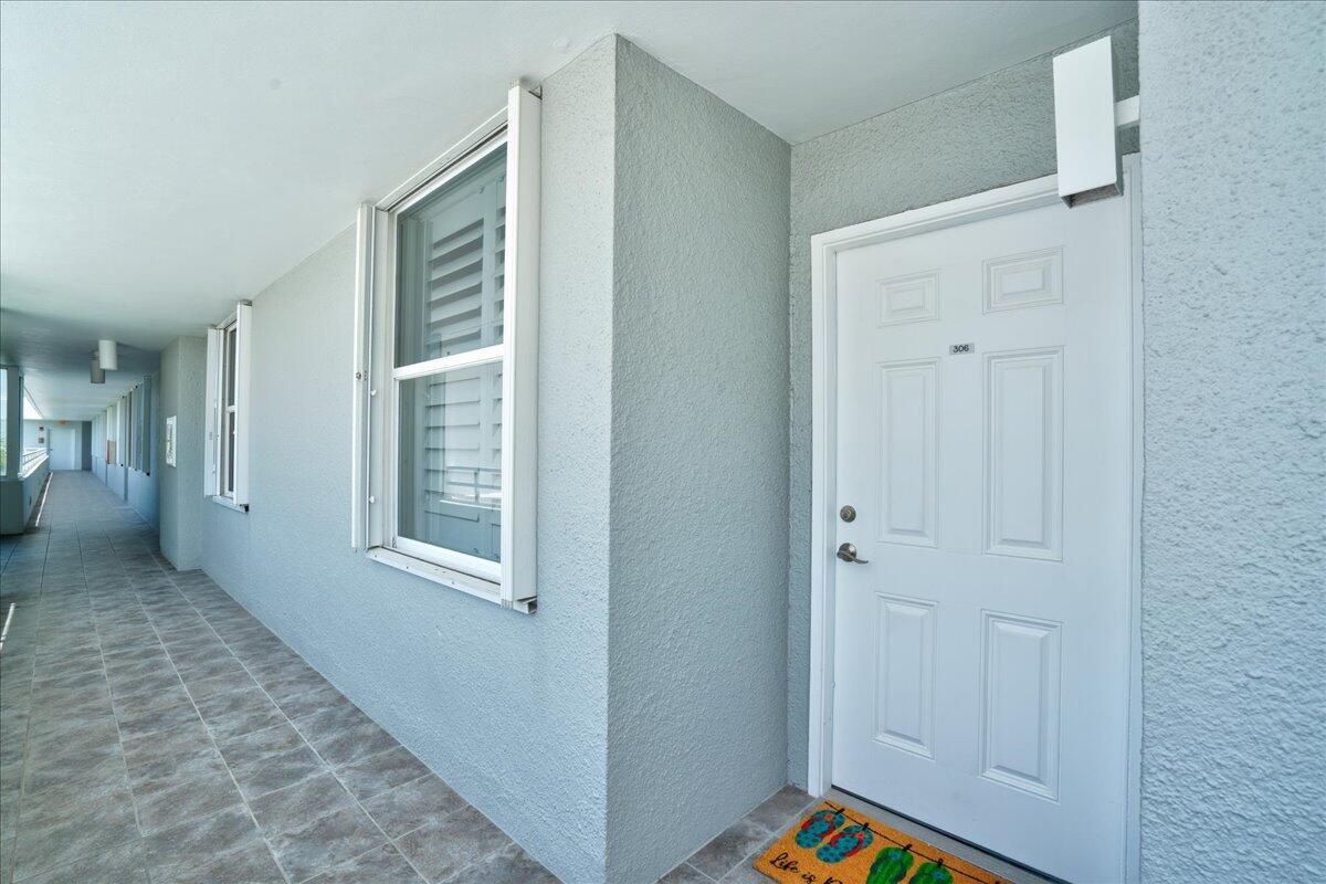 9600 S Ocean Drive 306