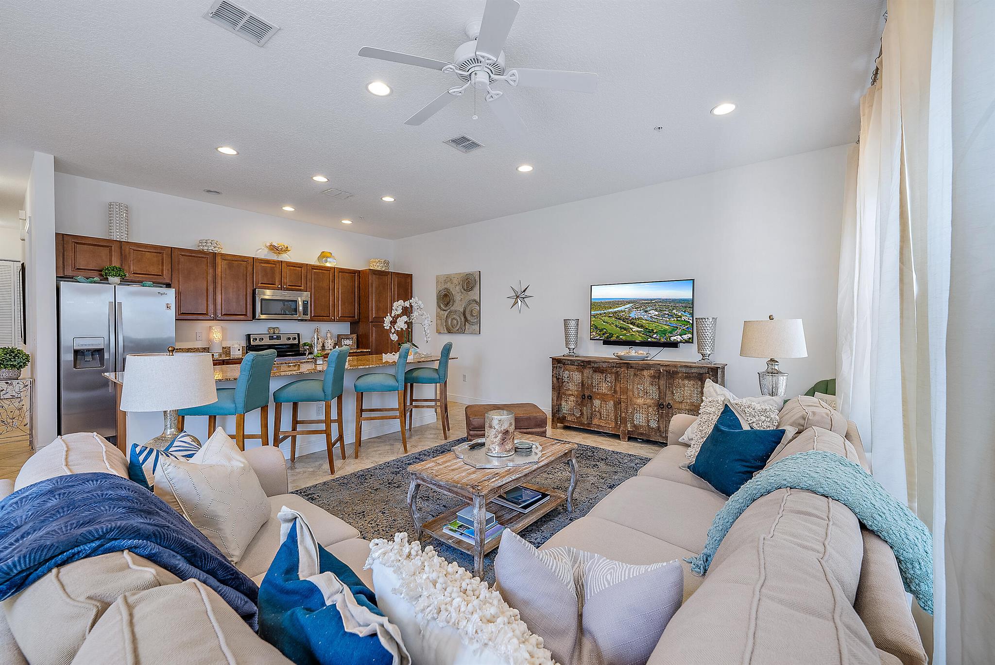 3606 S Dixie Highway 230