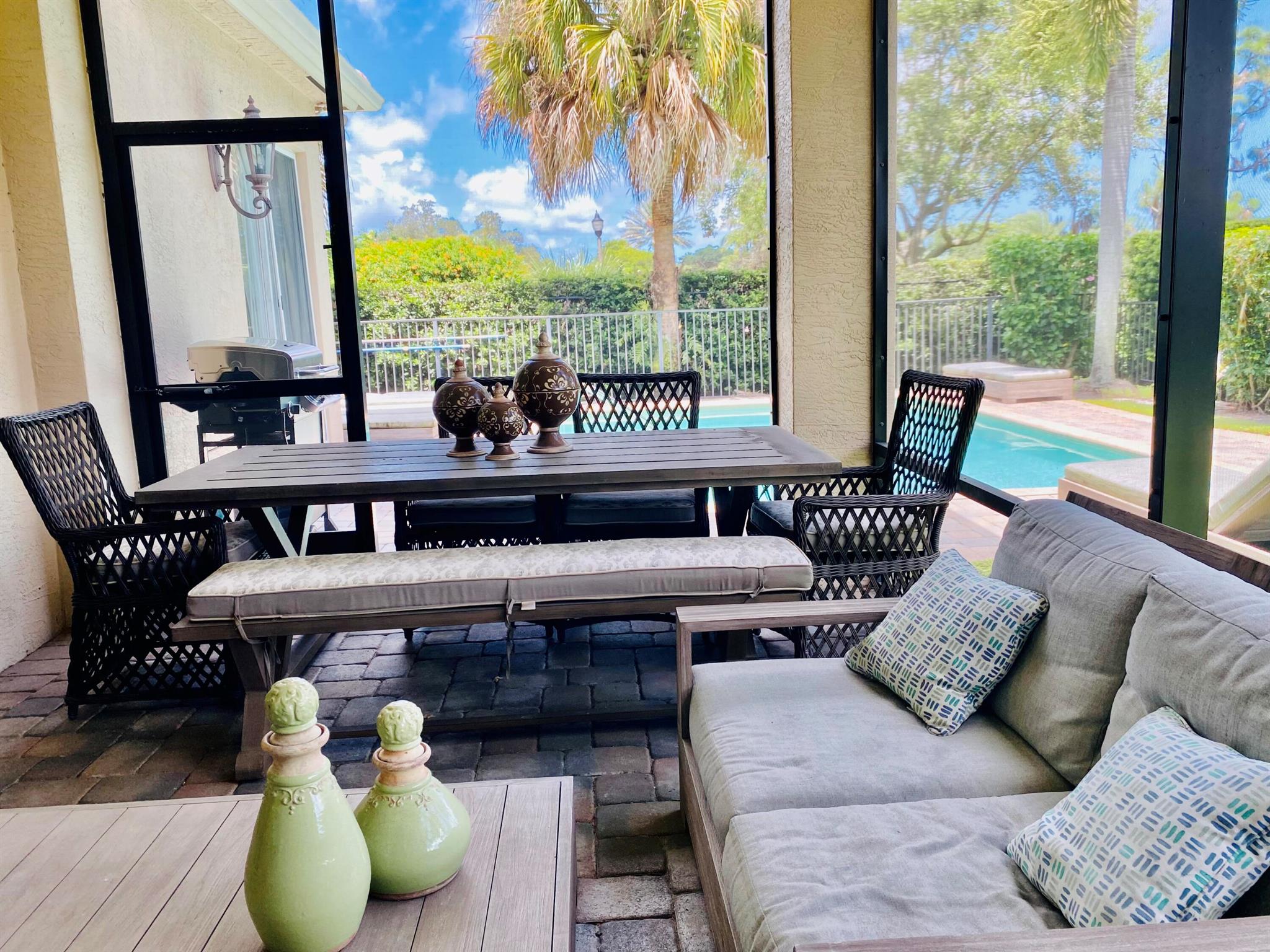 183 Isle Verde Way