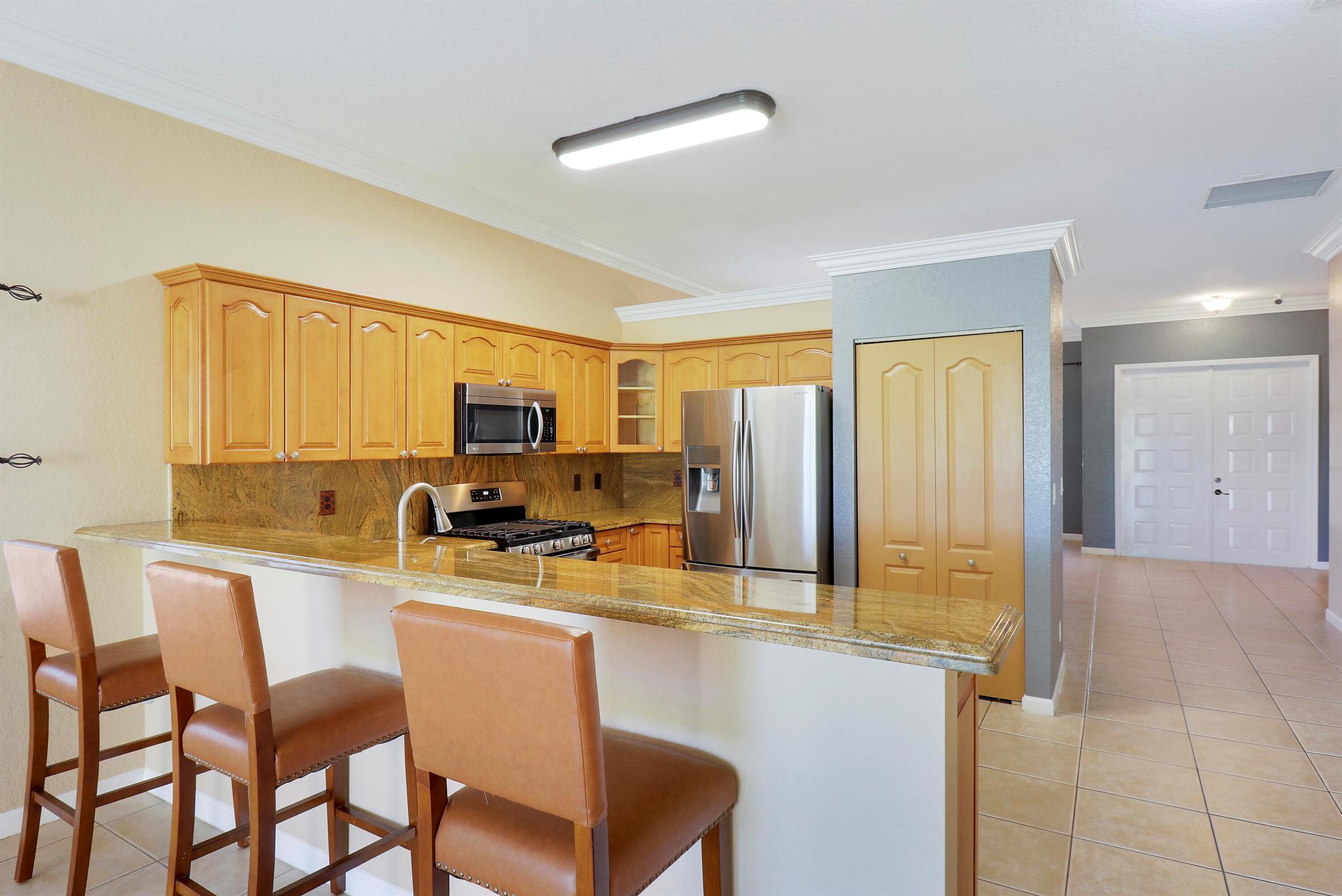 182 Kensington Way