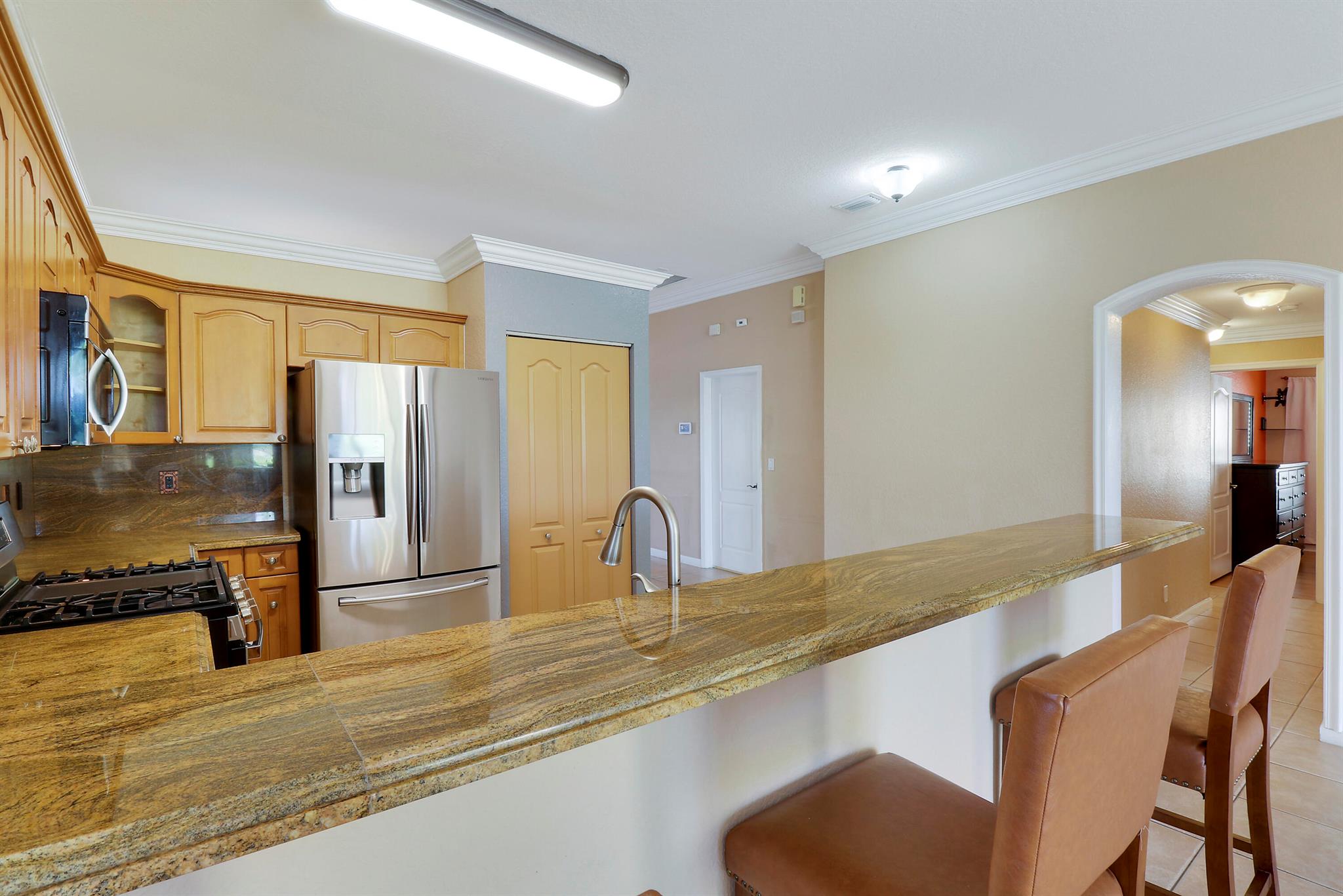 182 Kensington Way