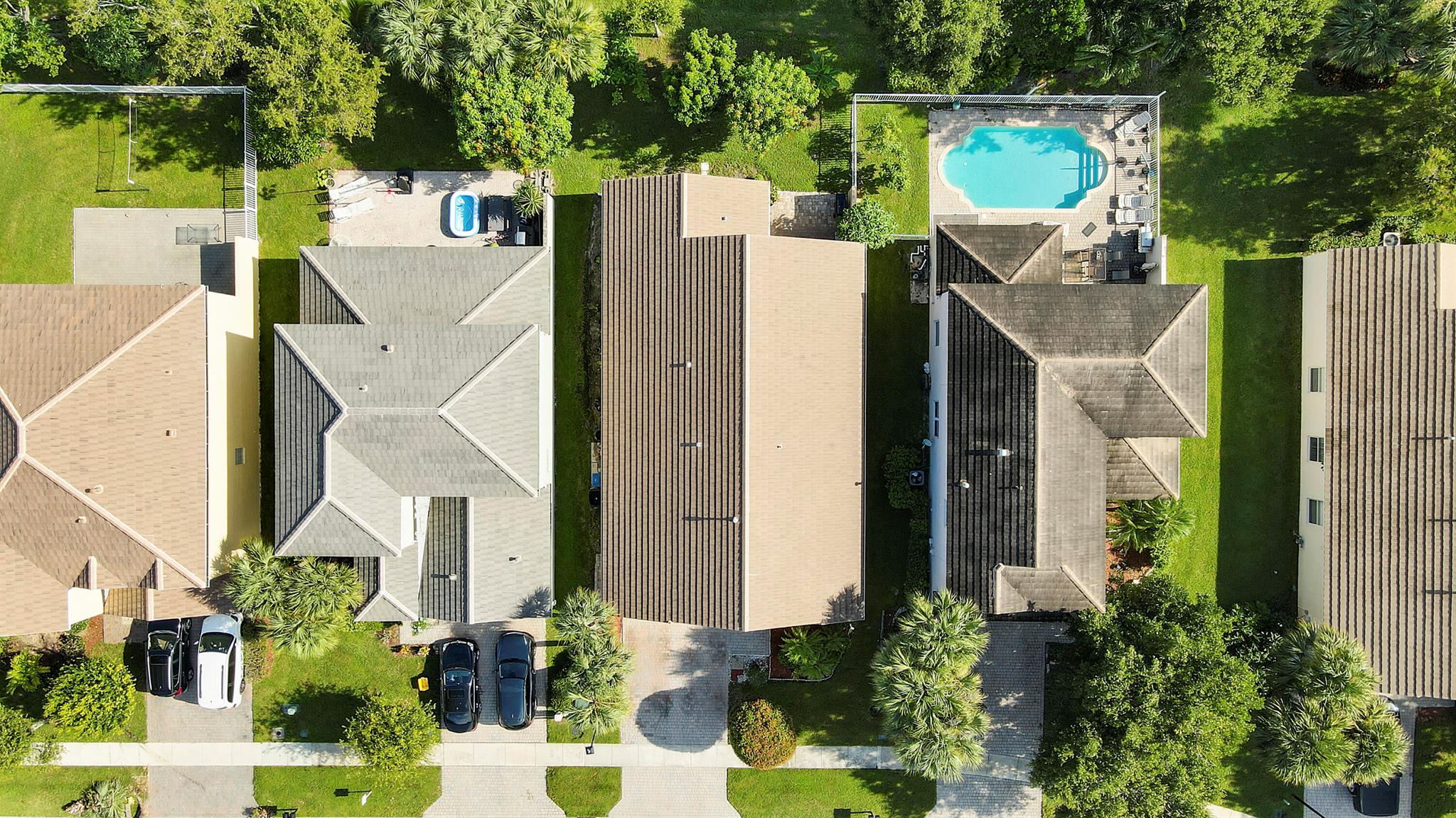 182 Kensington Way