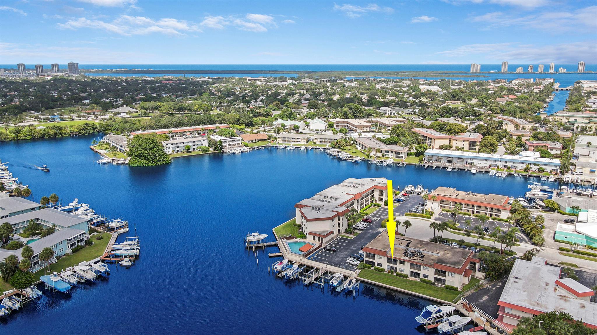 309 Lake Circle 203