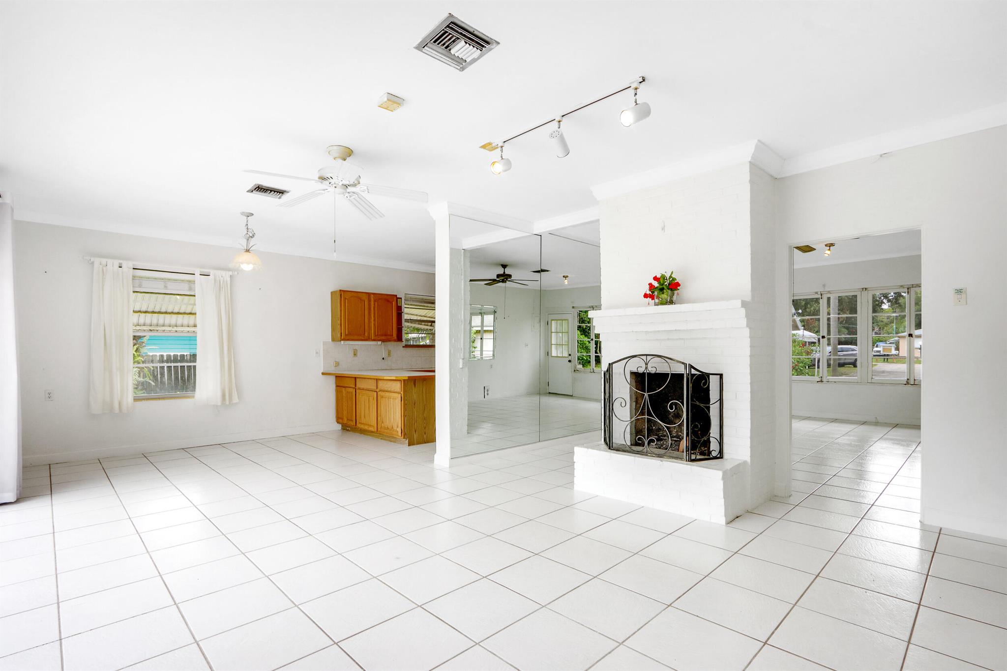 2034 Melody Lane