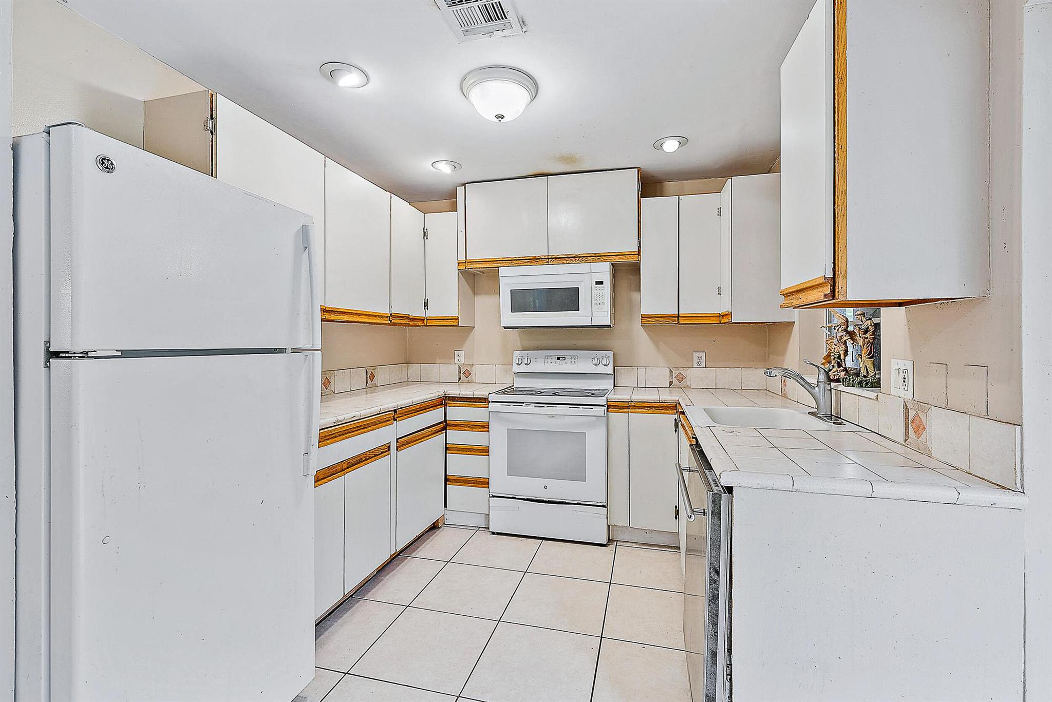 3220 Bermuda Road