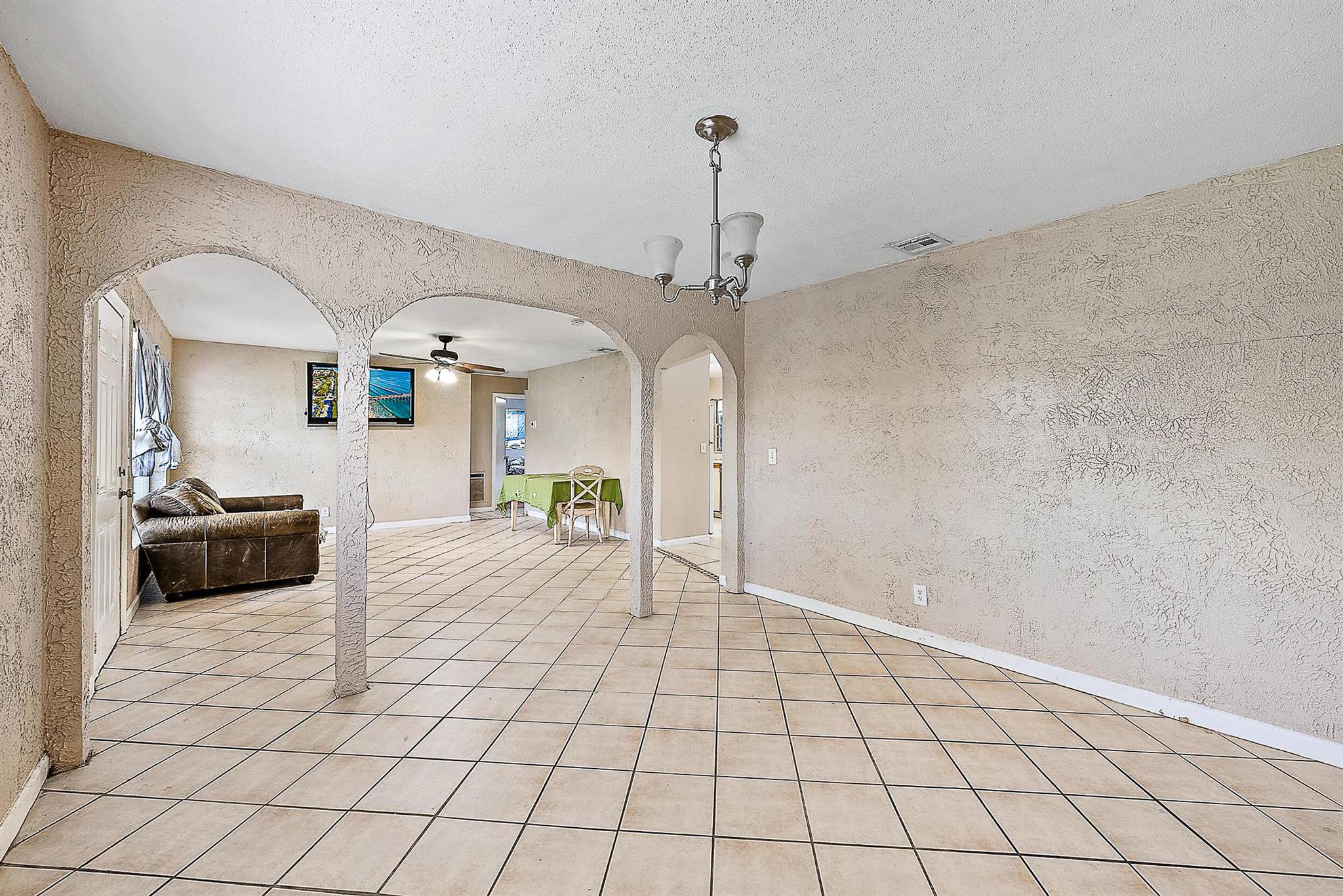 3220 Bermuda Road