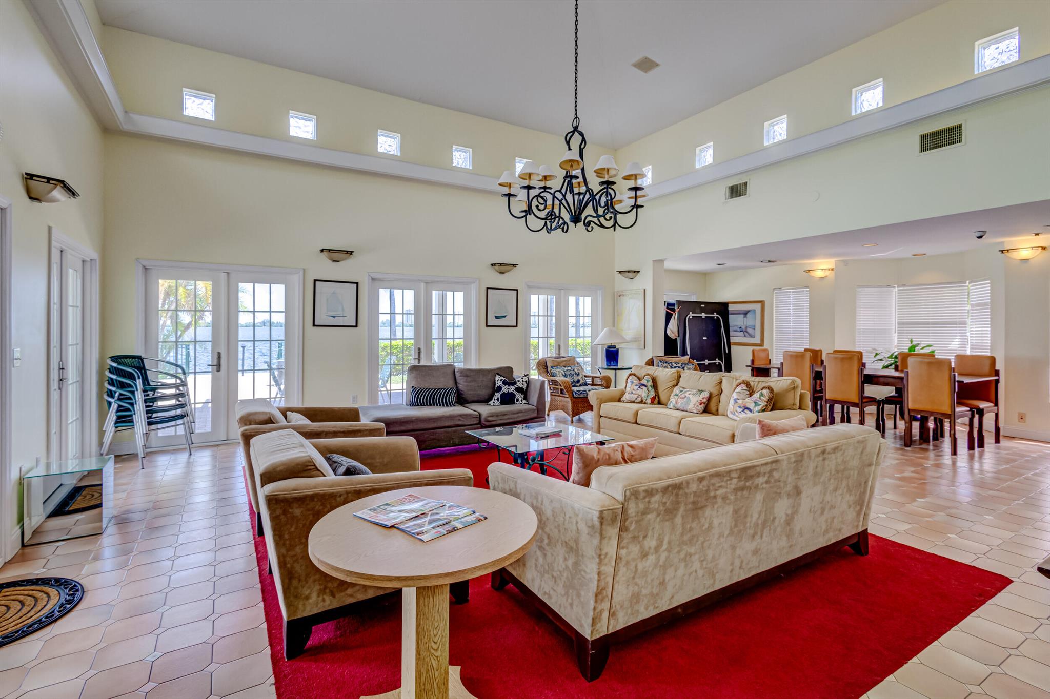 1140 Lake Shore Drive 105