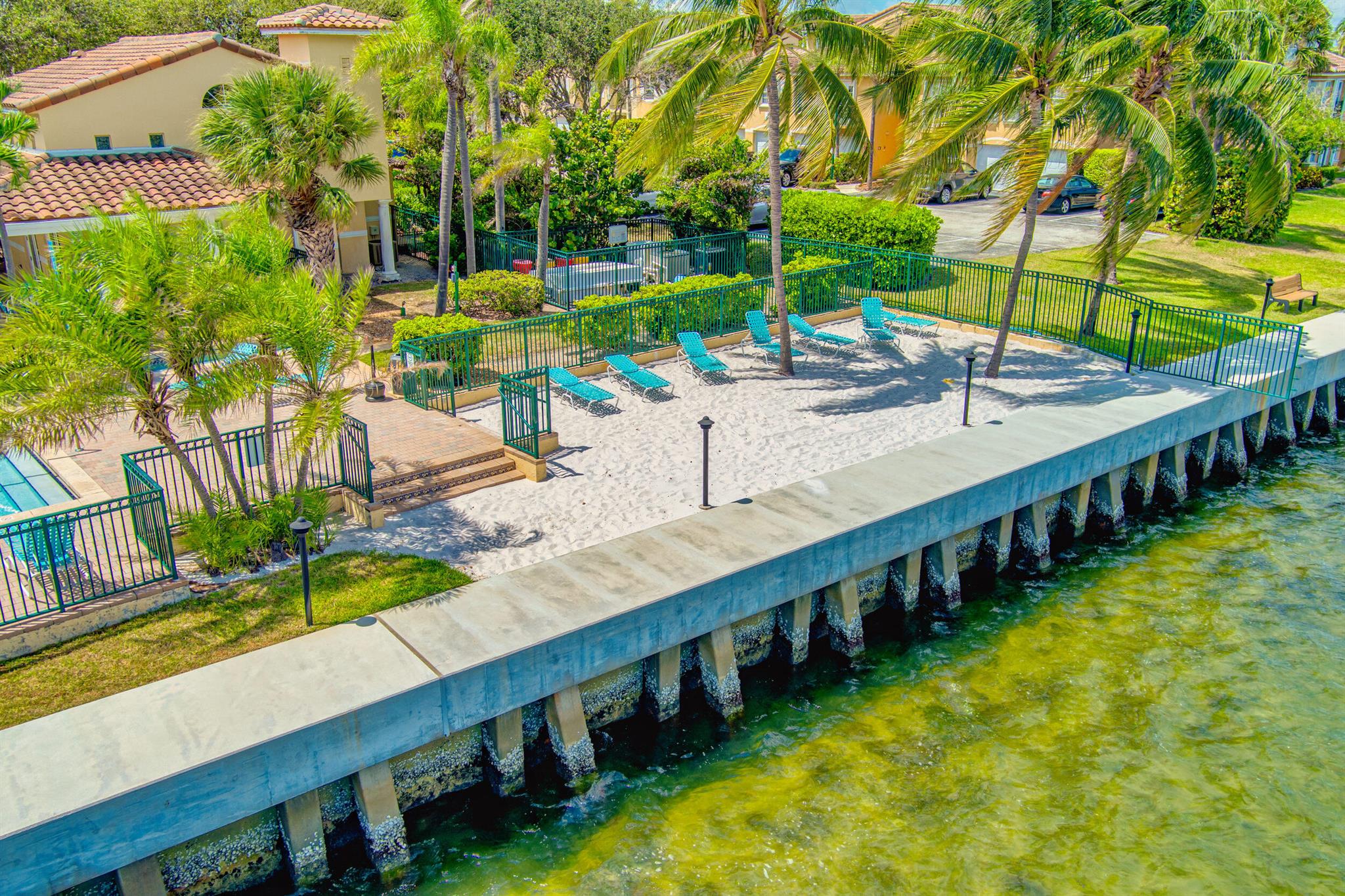 1140 Lake Shore Drive 105