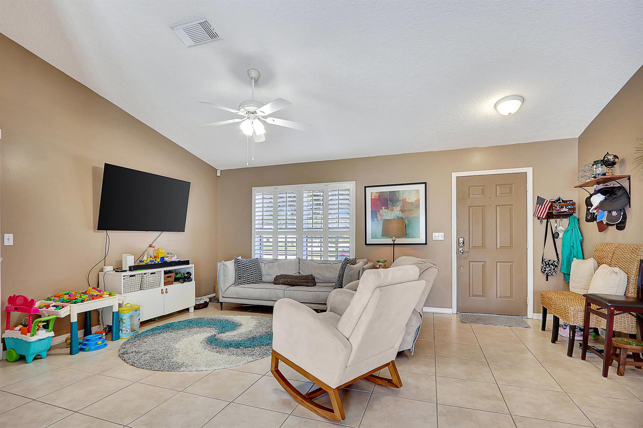 2326 SW Woodridge Street
