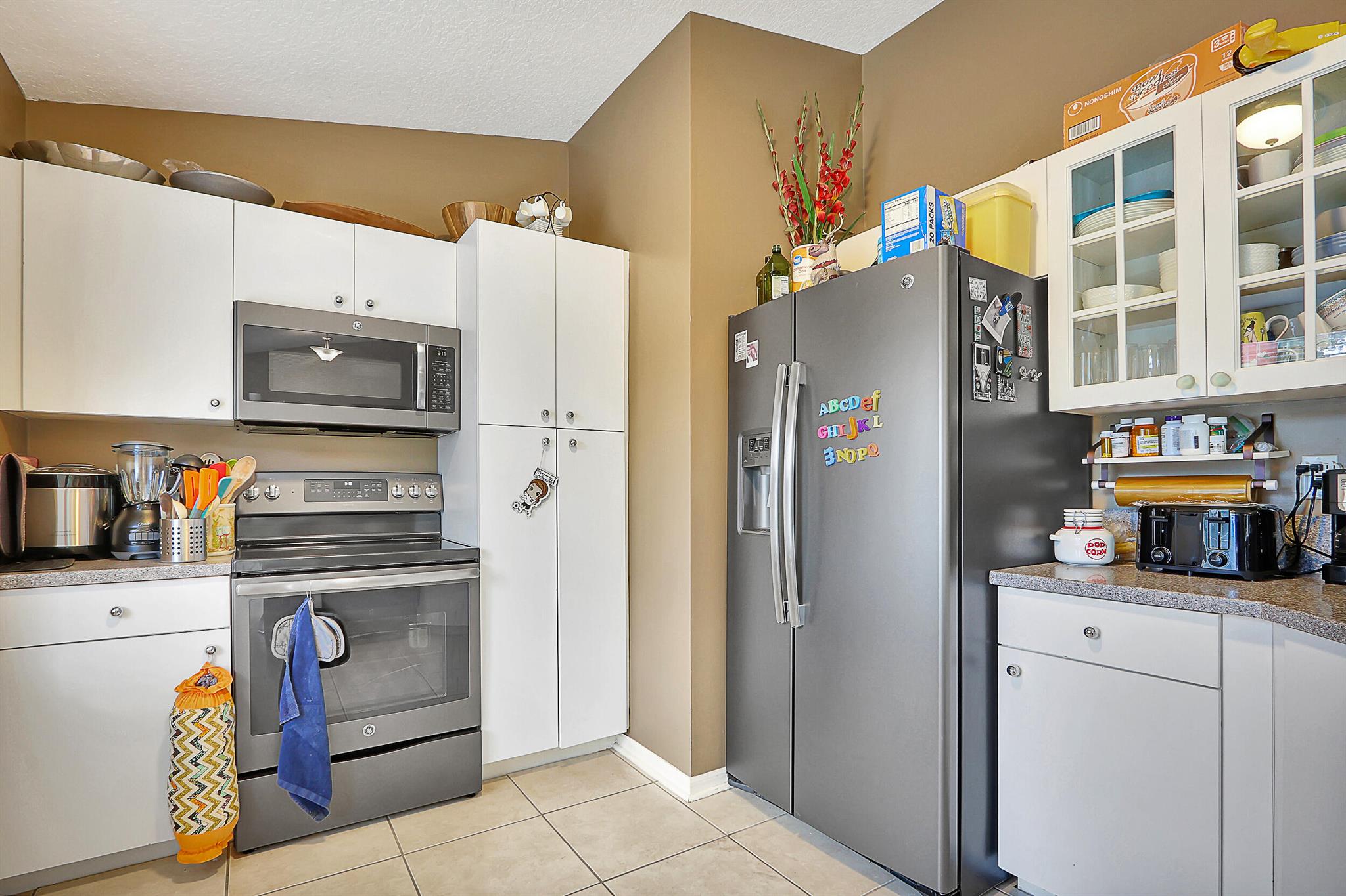 2326 SW Woodridge Street