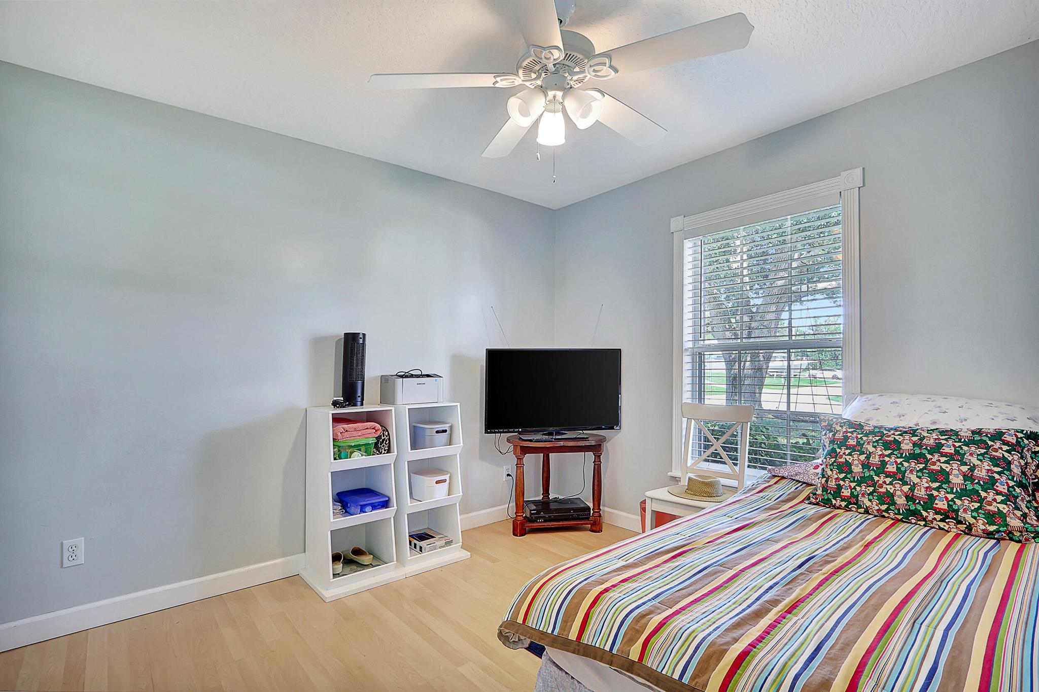 2326 SW Woodridge Street
