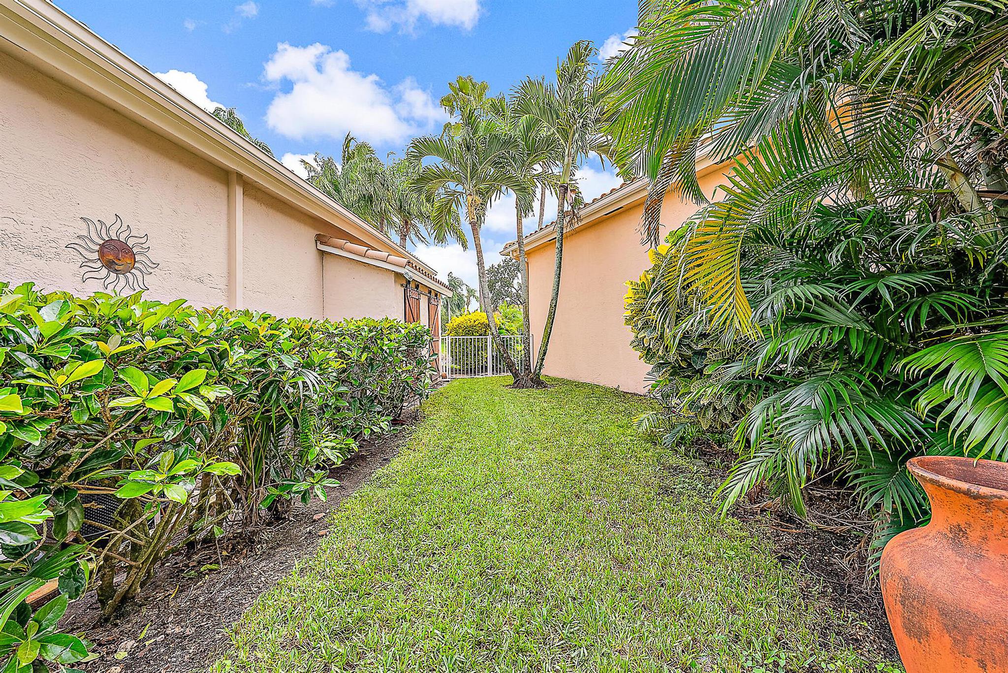 1134 Grand Cay Drive