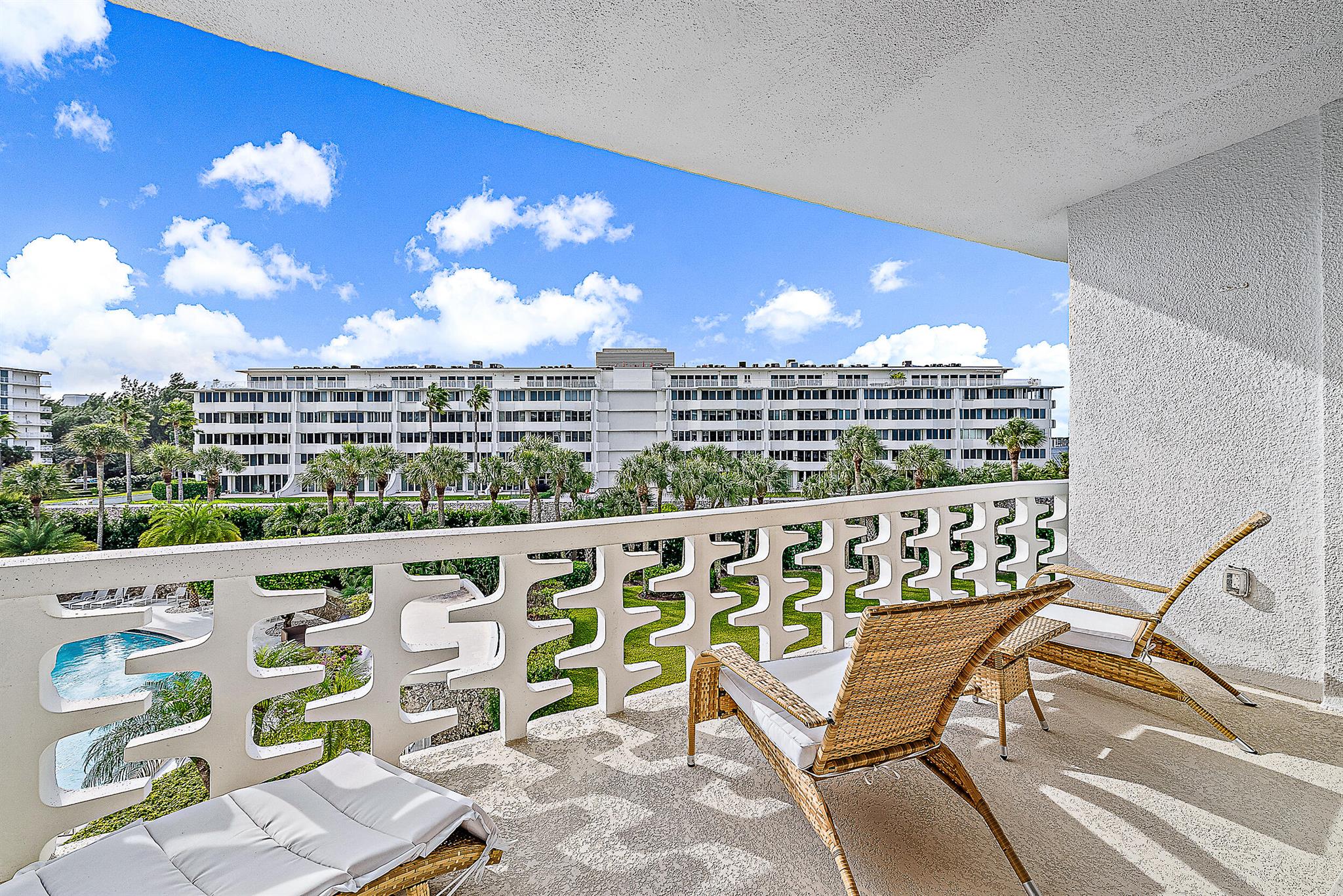 2760 S Ocean Boulevard 310