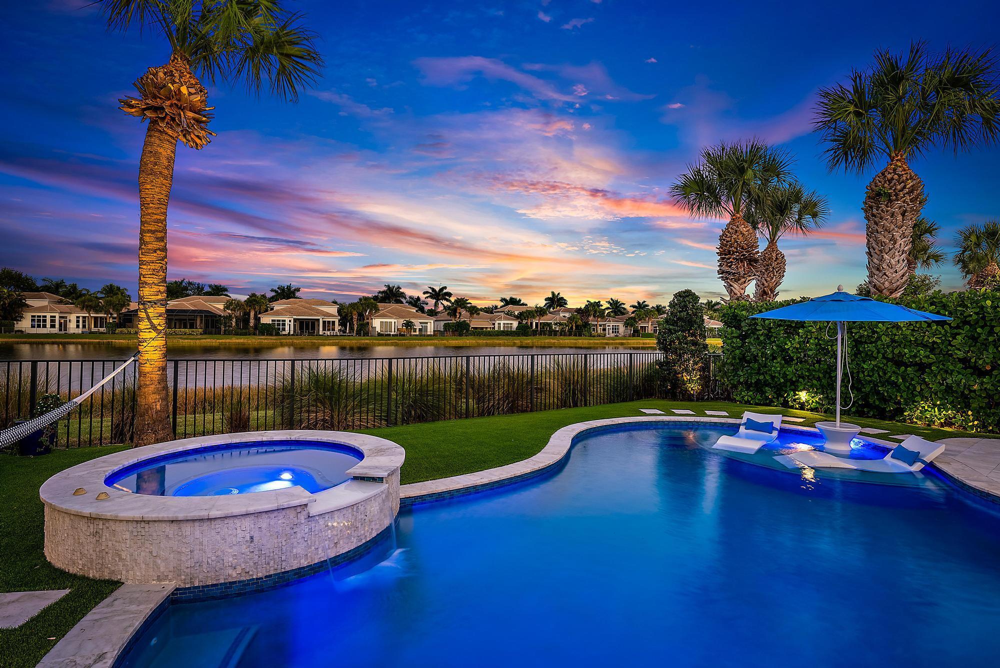 114 Siesta Way