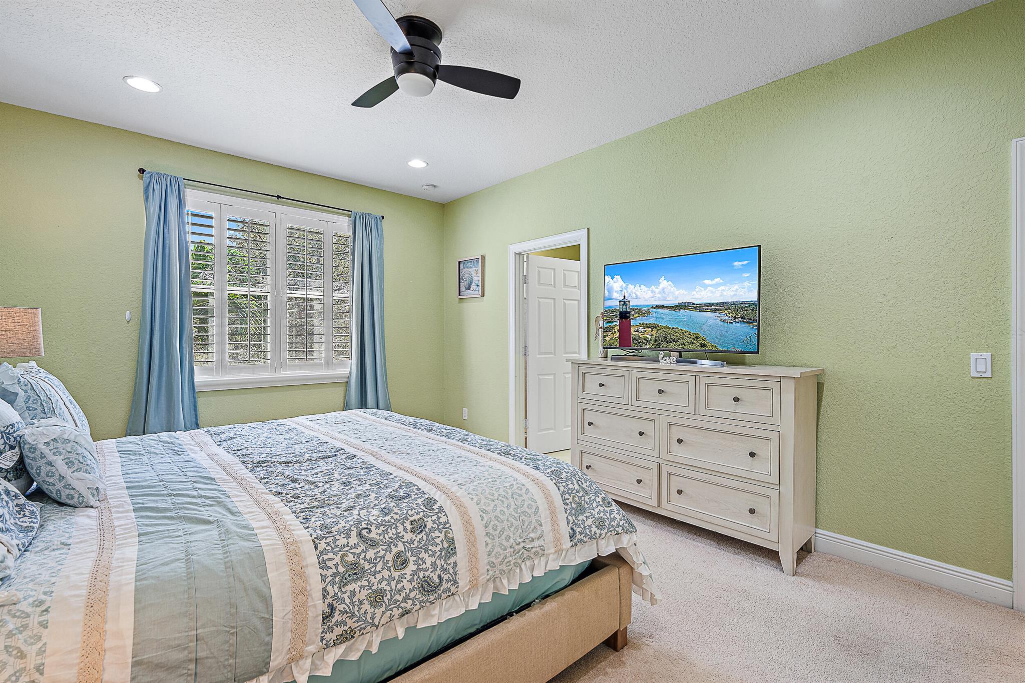 5024 Dulce Court