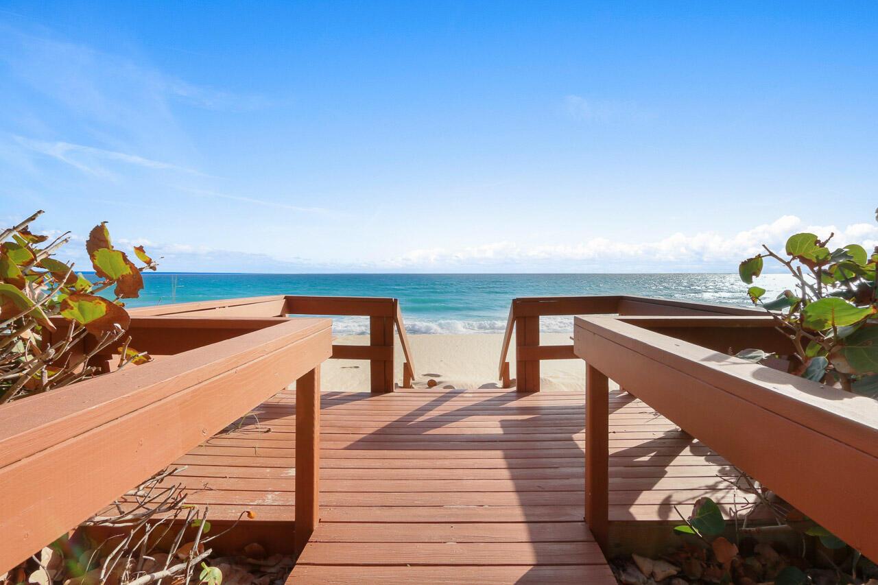 5460 N Ocean Drive 4d