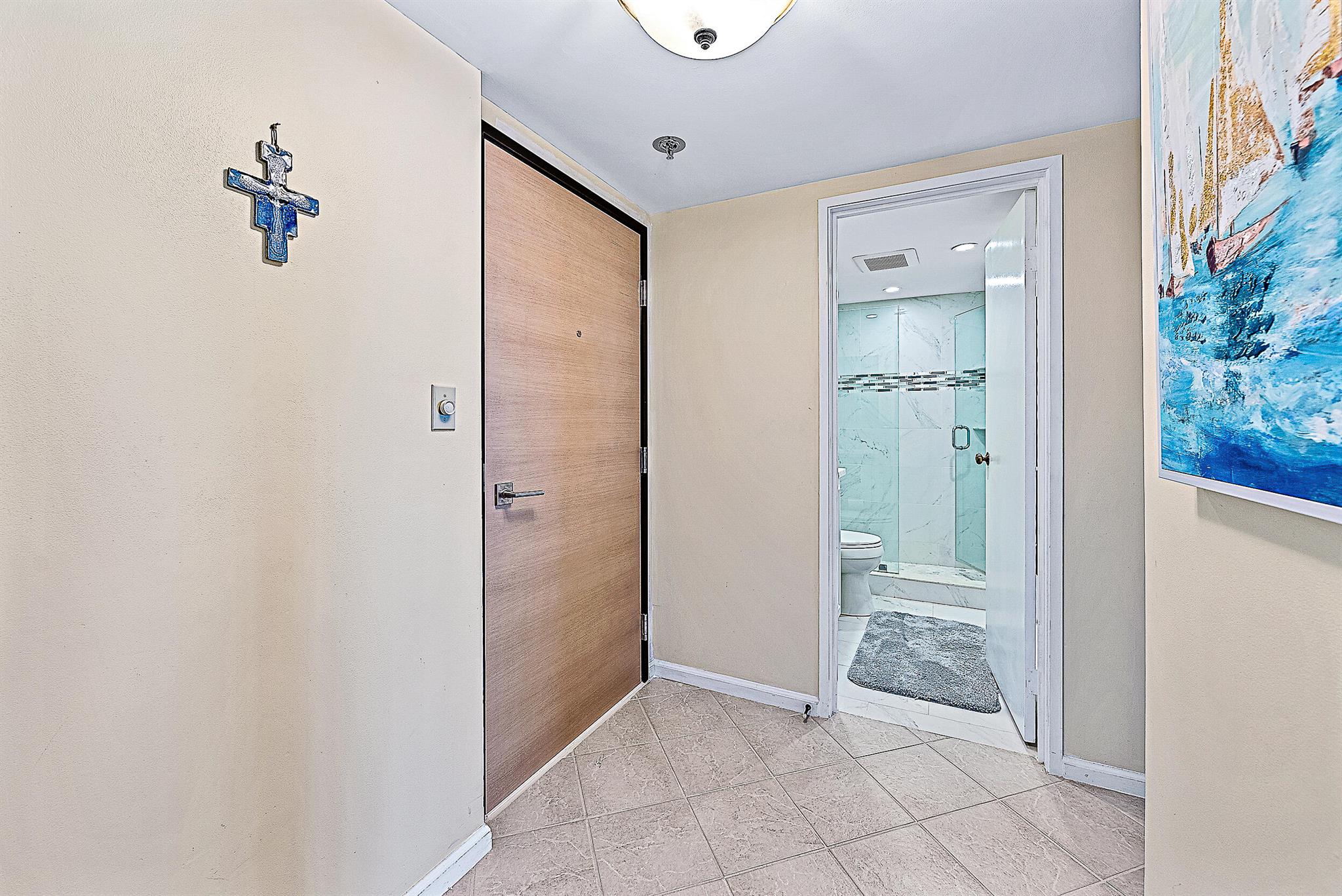 5460 N Ocean Drive 4d