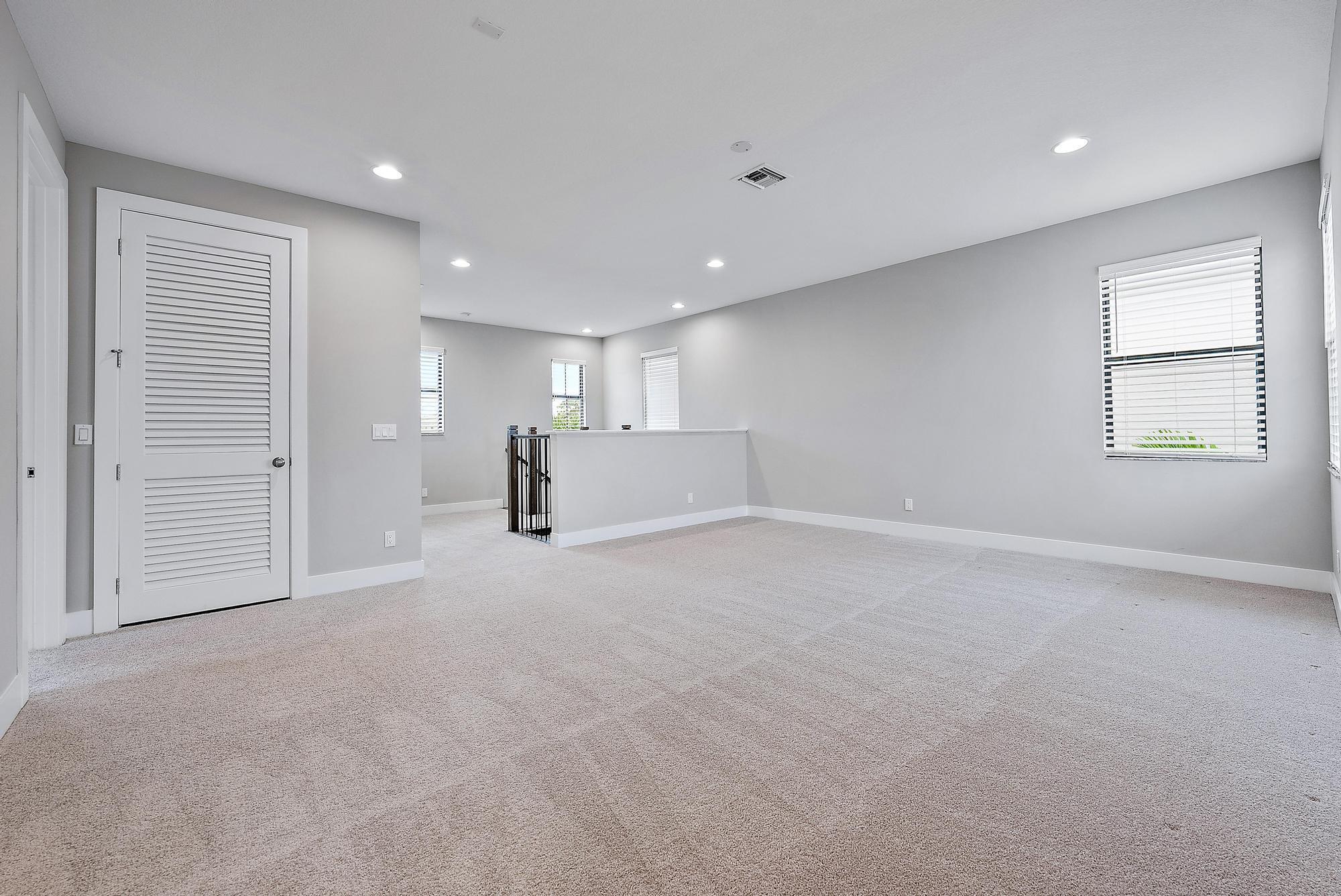 13659 Artisan Circle