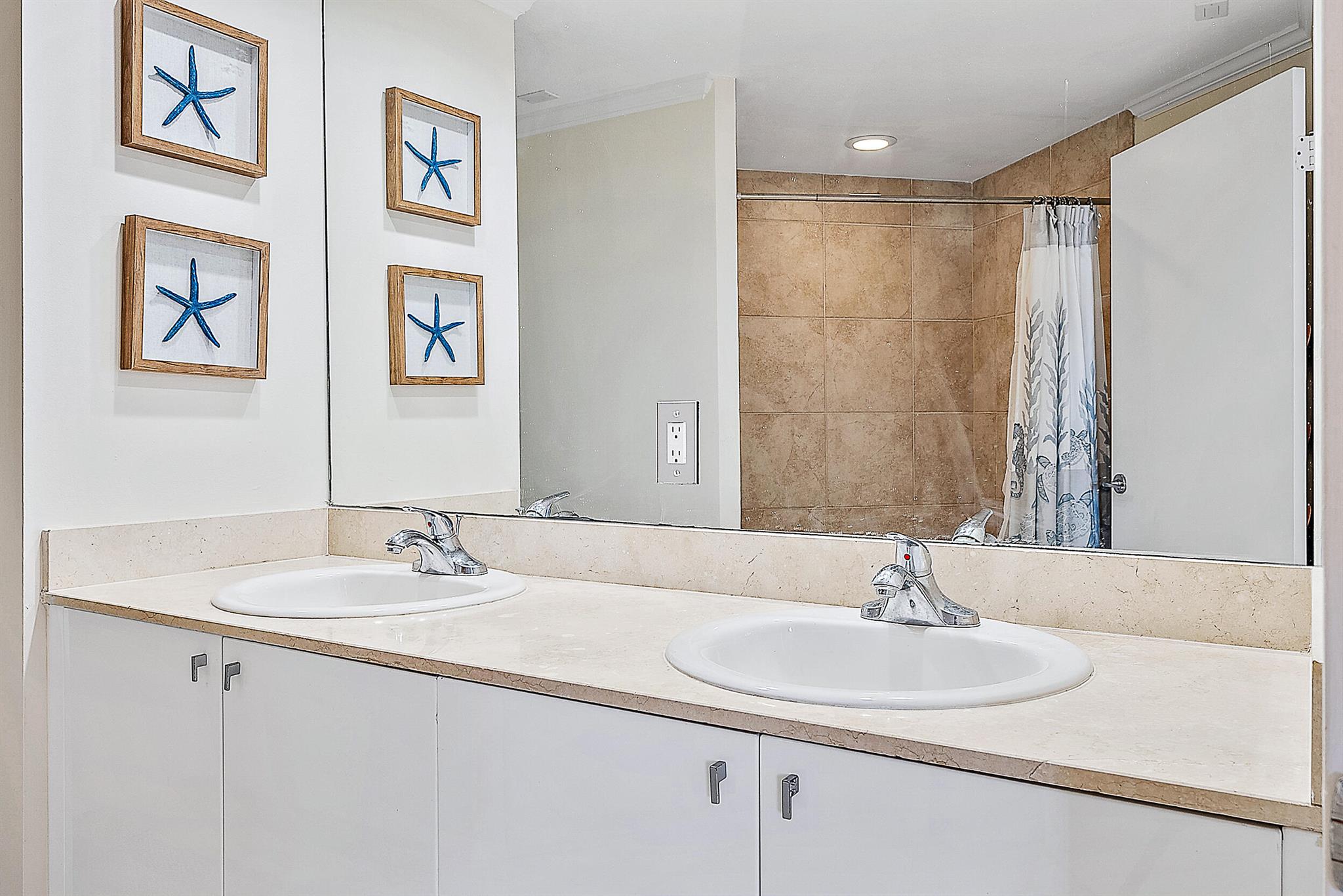1551 N Flagler Drive 1401
