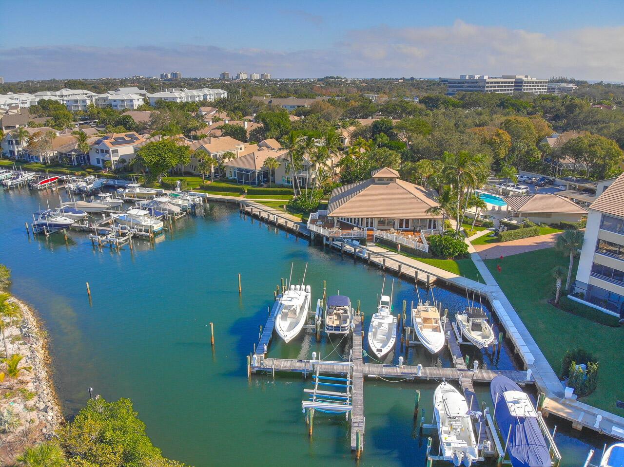 925 Oak Harbour Drive