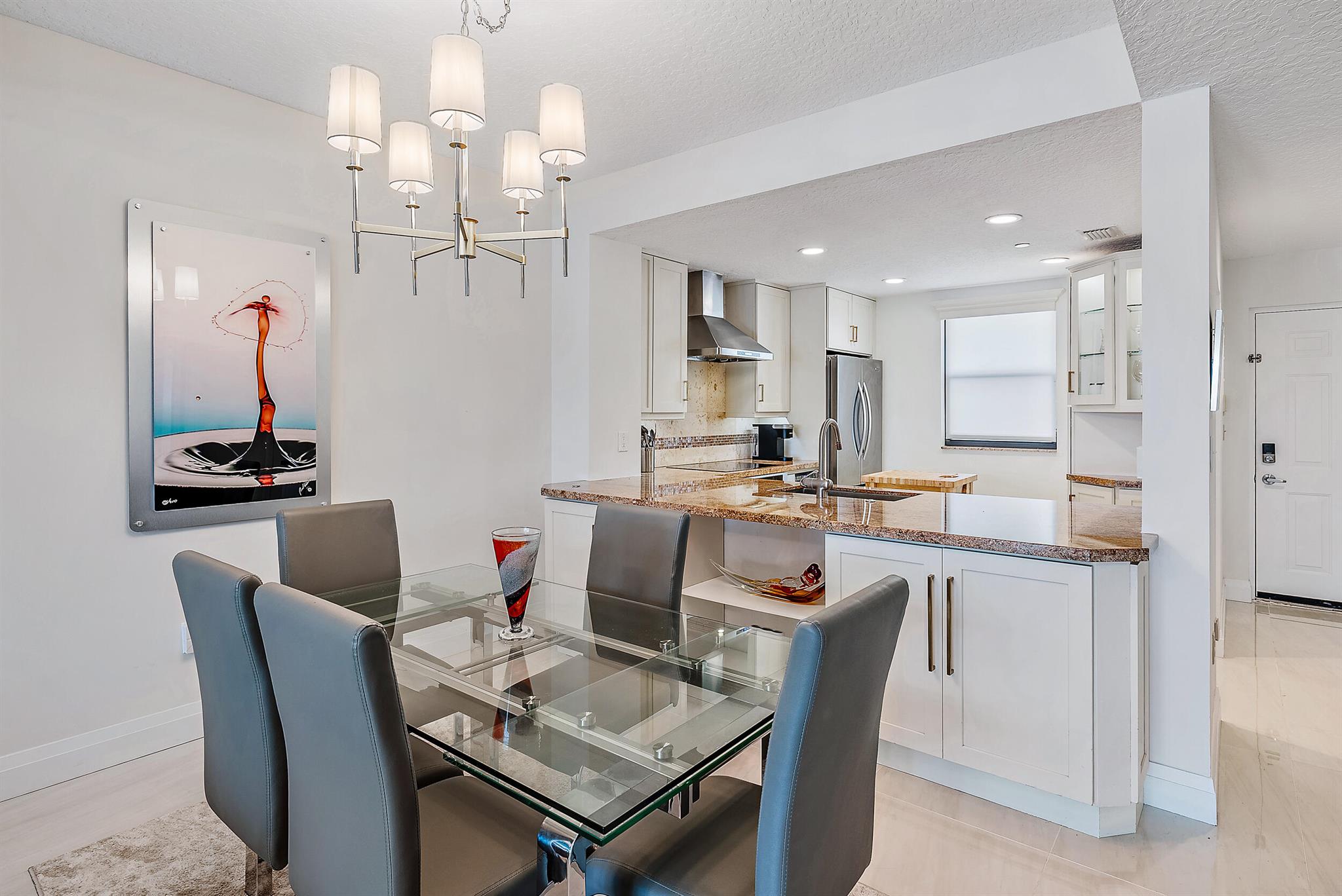 925 Oak Harbour Drive