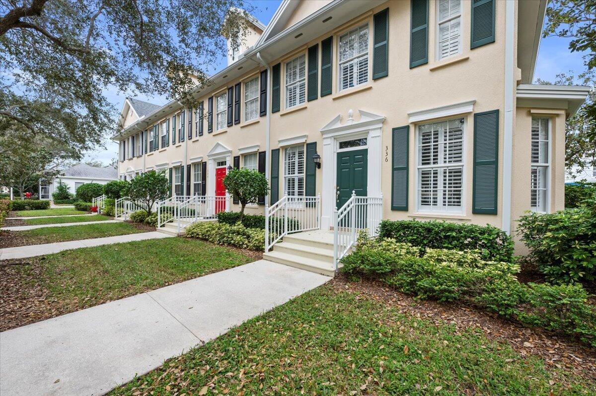 336 Jacaranda Drive