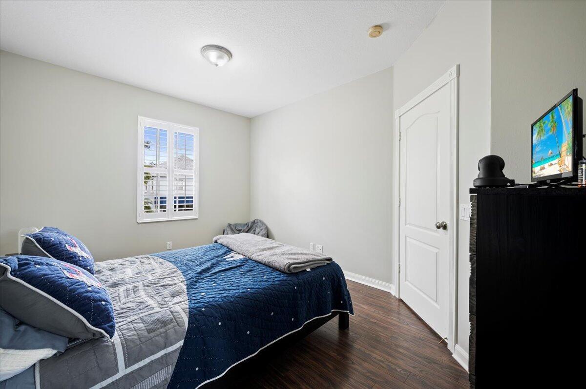 336 Jacaranda Drive