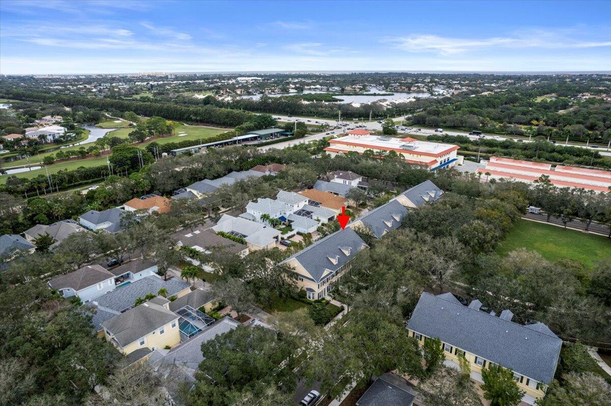 336 Jacaranda Drive