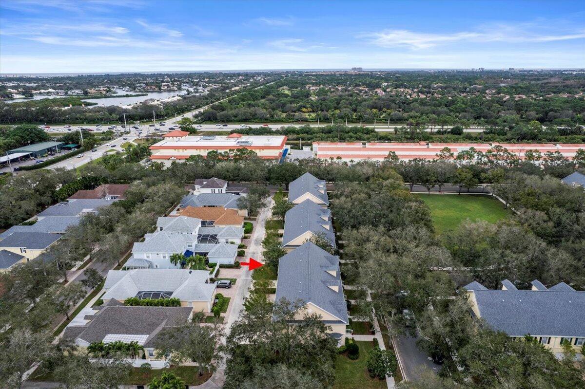 336 Jacaranda Drive