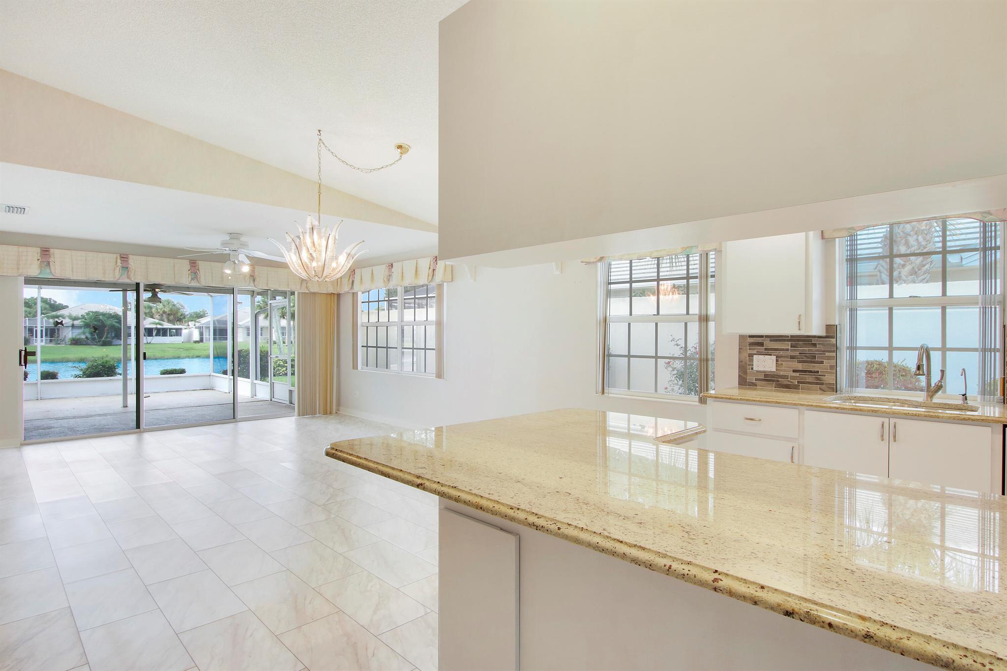 1211 NW Bentley Circle A