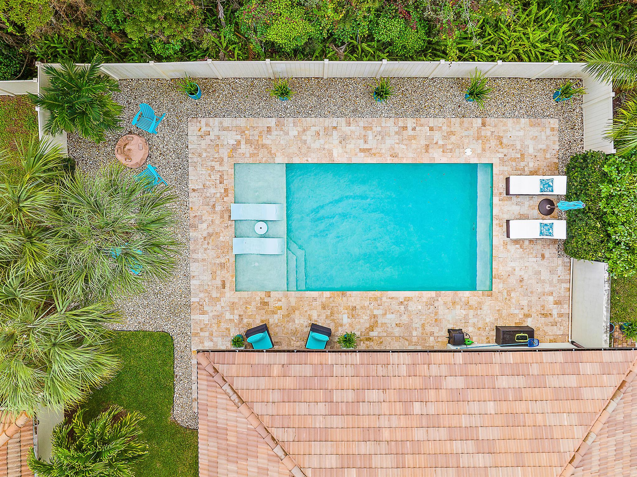 7146 Limestone Cay Road