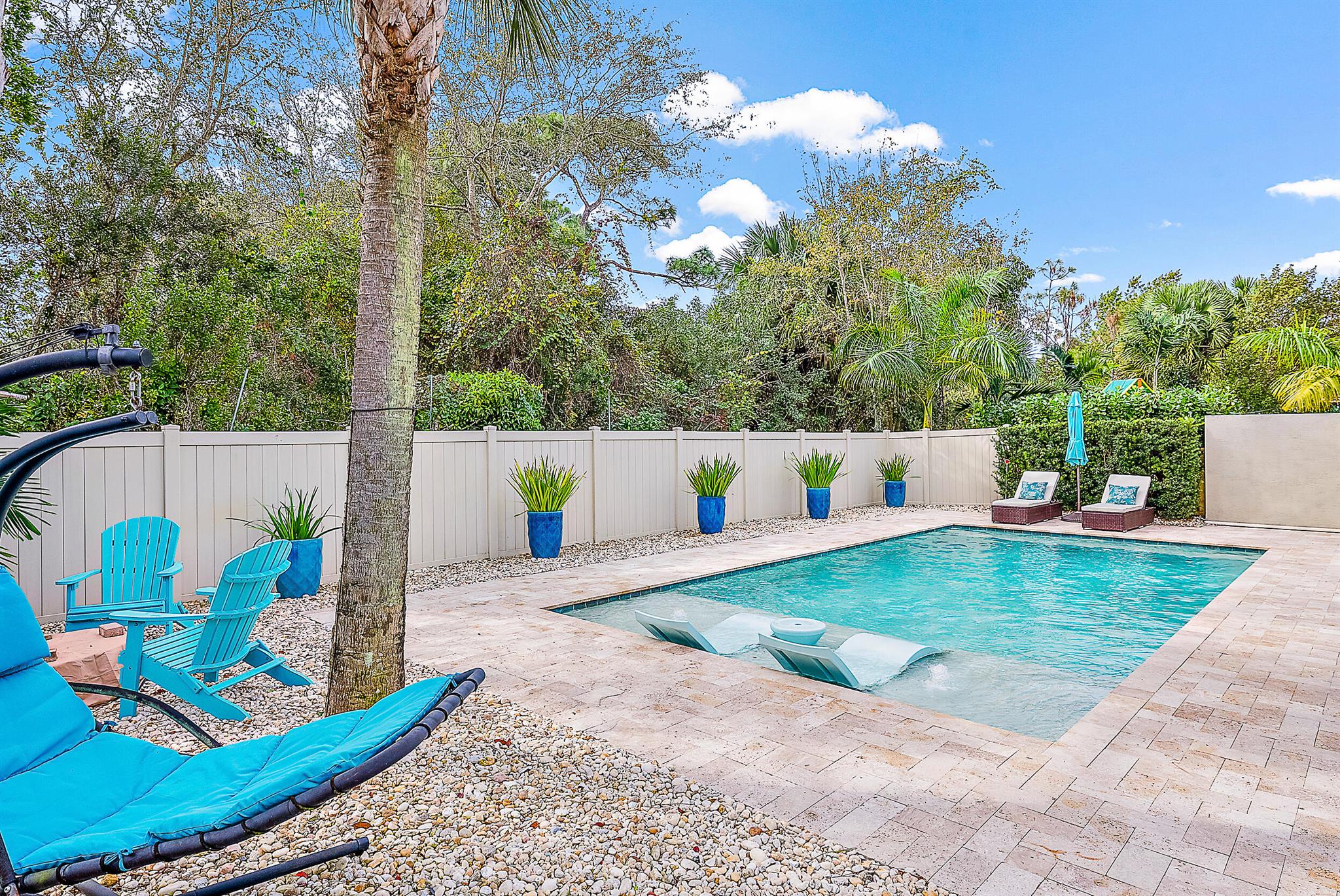 7146 Limestone Cay Road