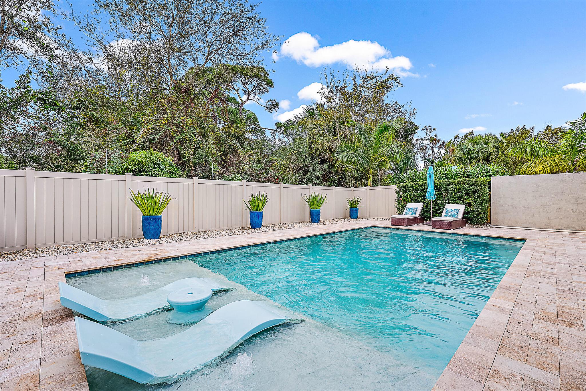 7146 Limestone Cay Road