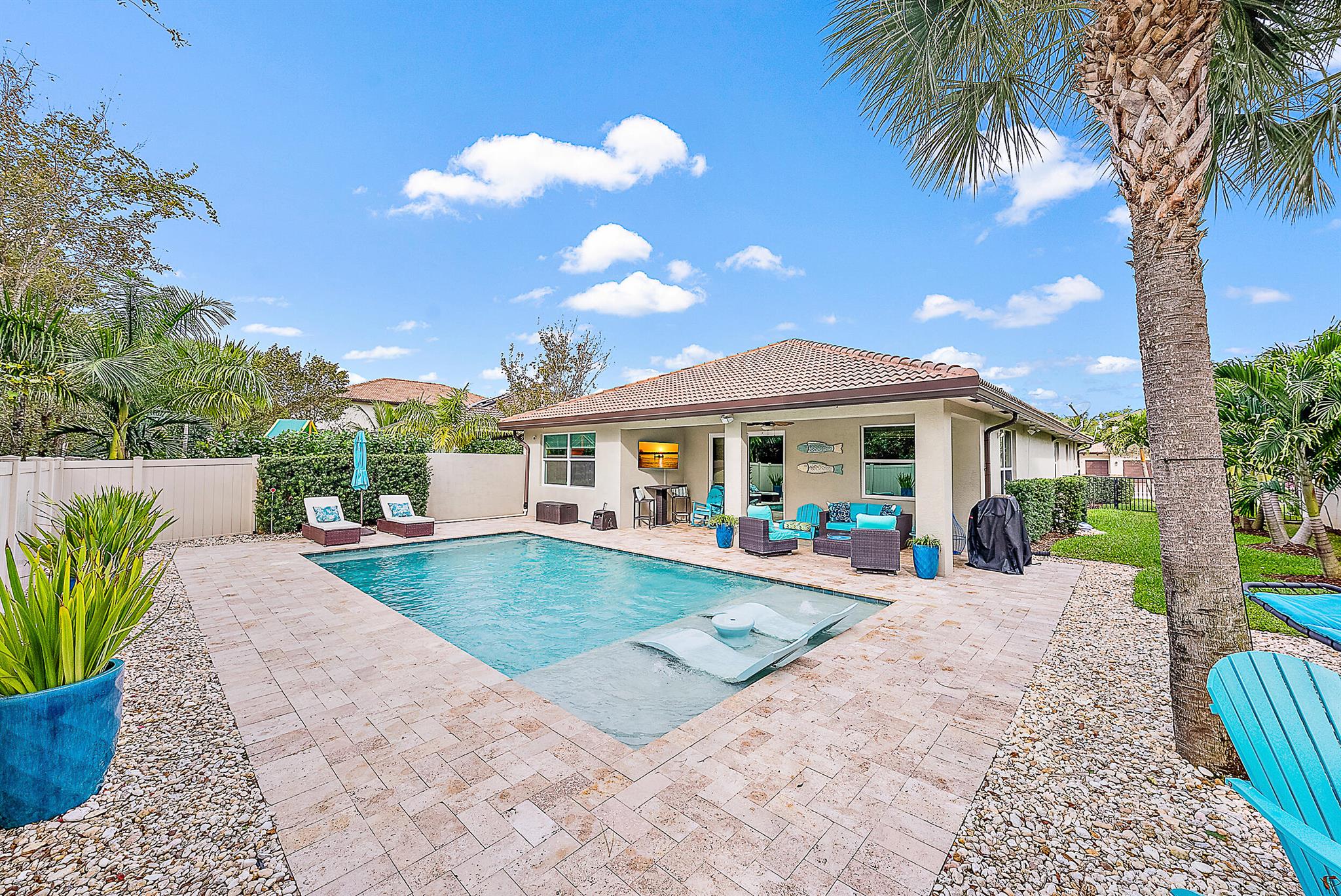 7146 Limestone Cay Road