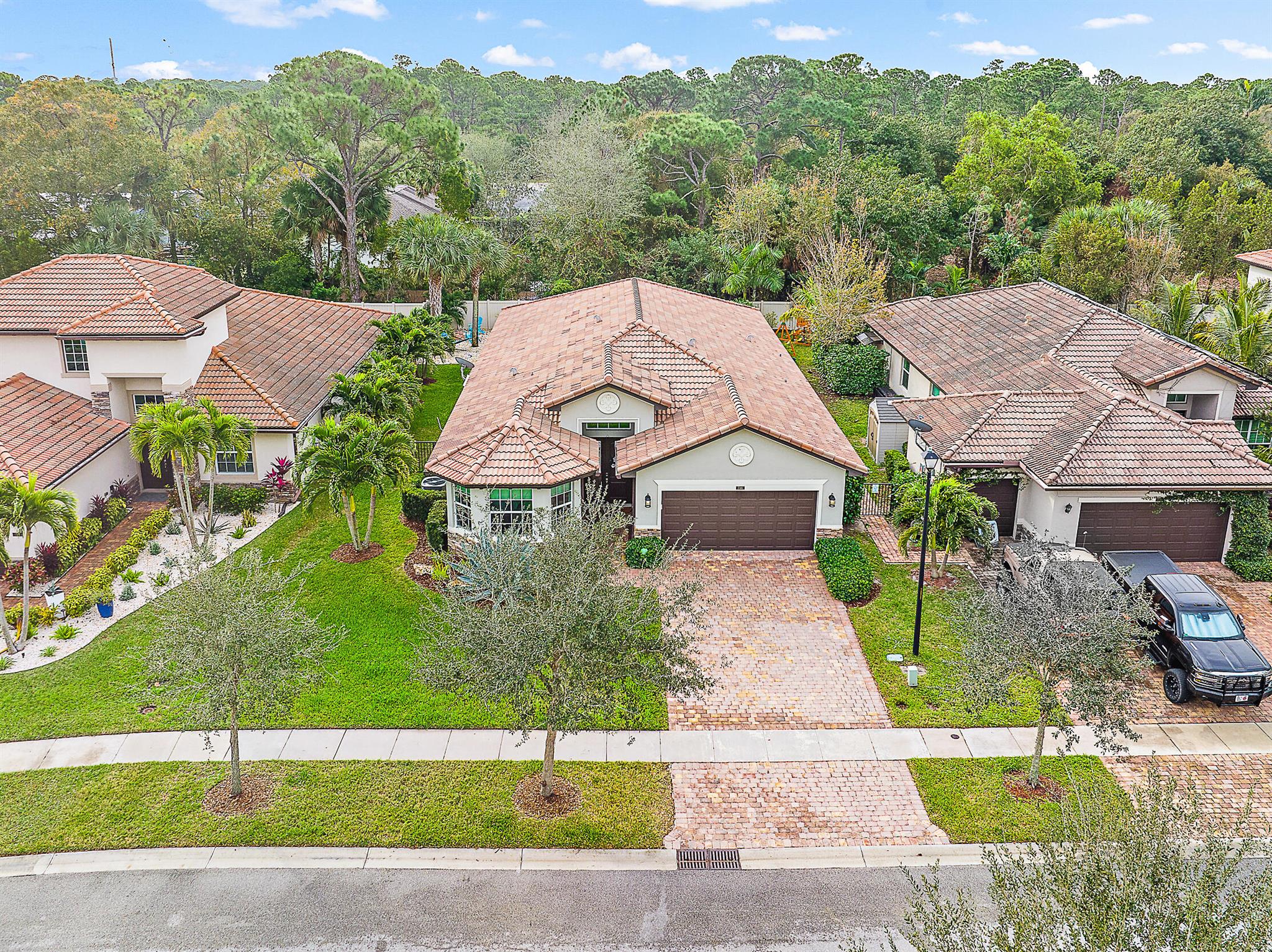 7146 Limestone Cay Road