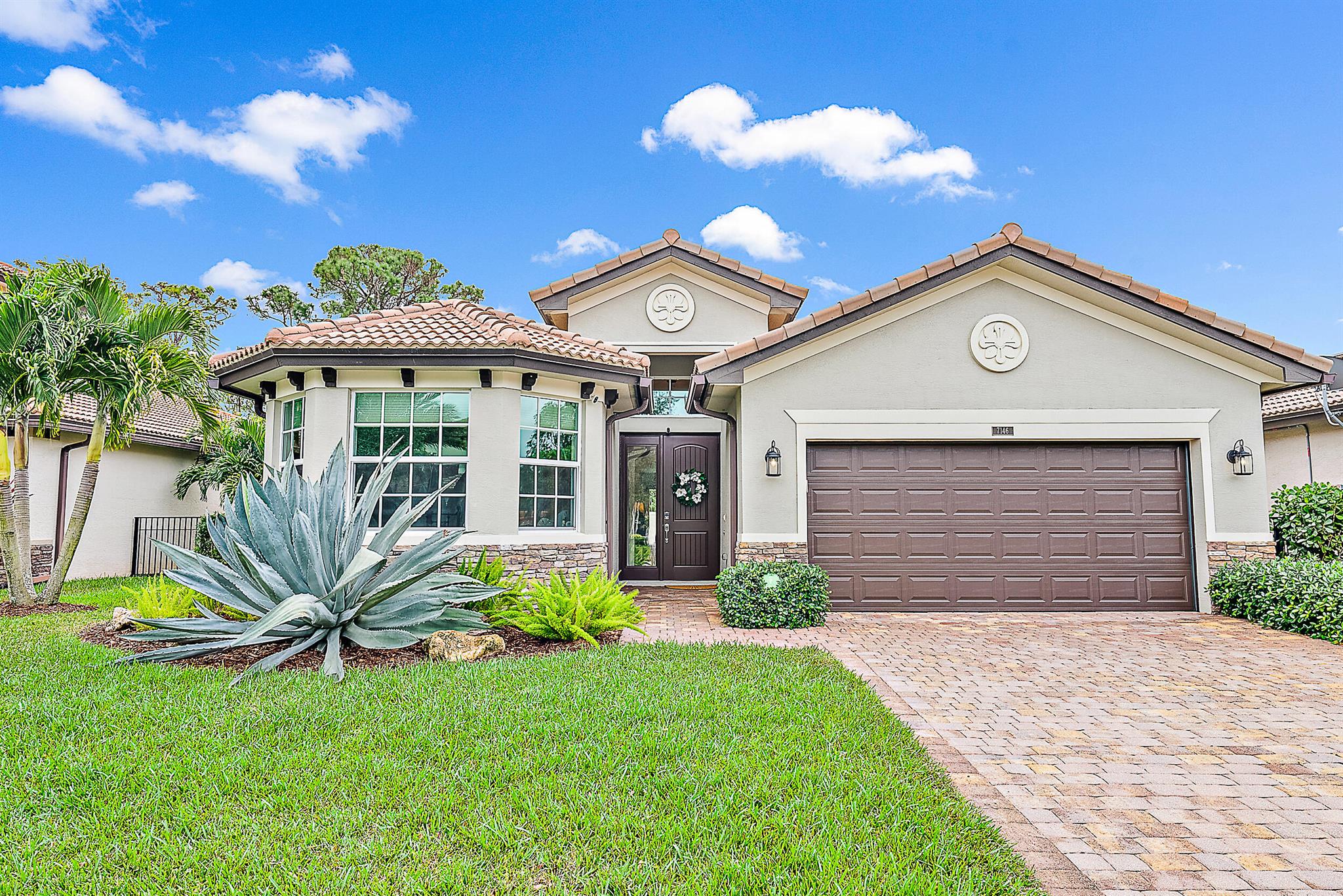 7146 Limestone Cay Road