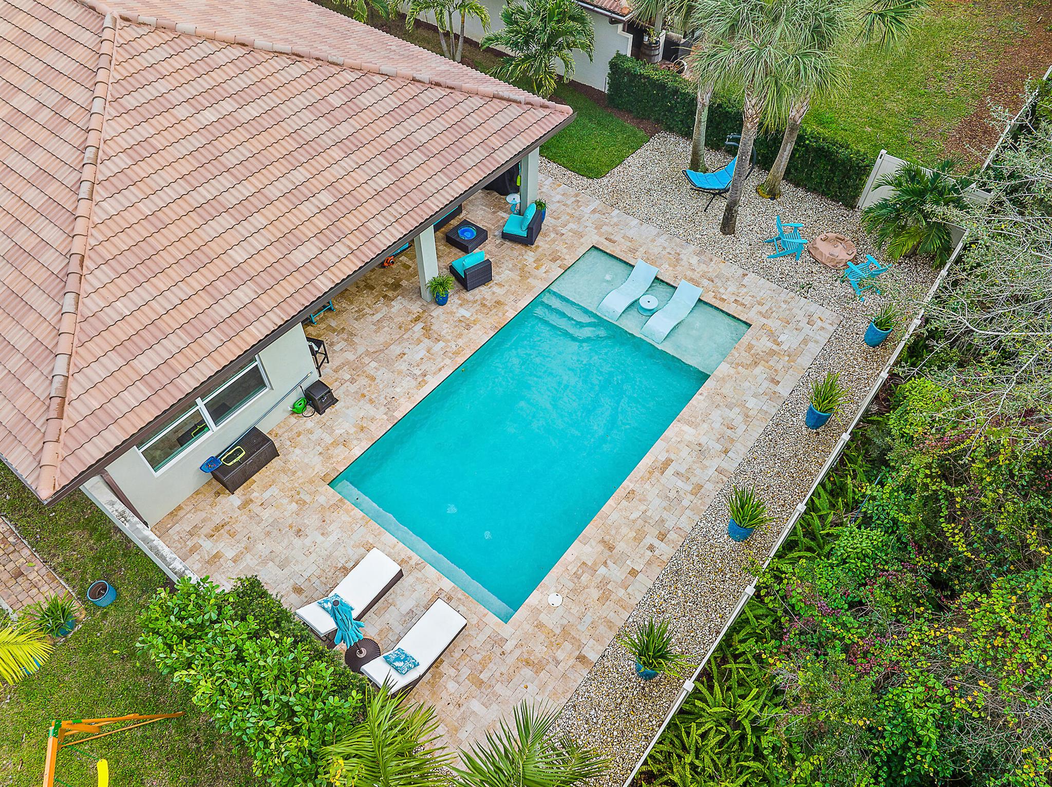 7146 Limestone Cay Road