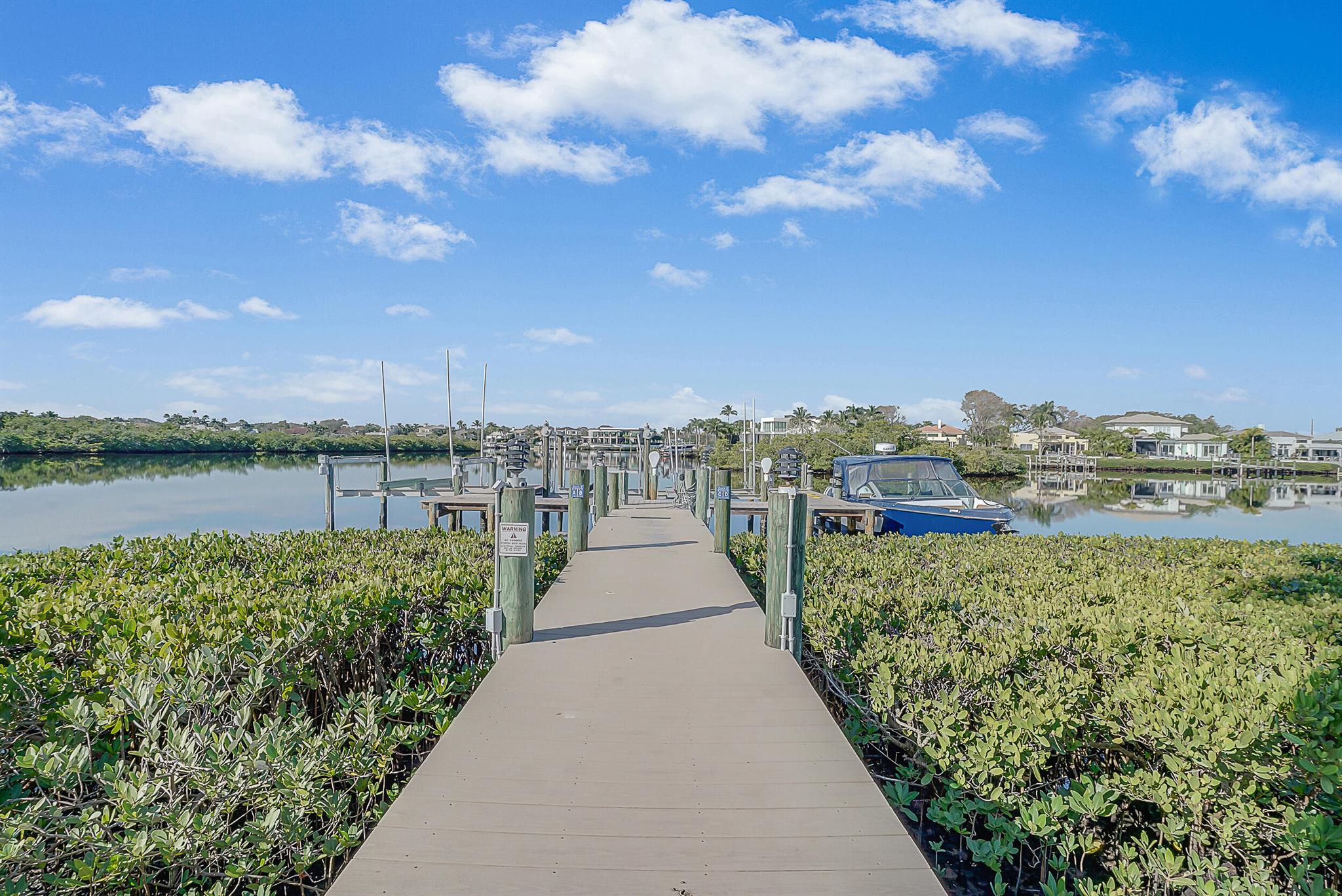2703 Captains Way